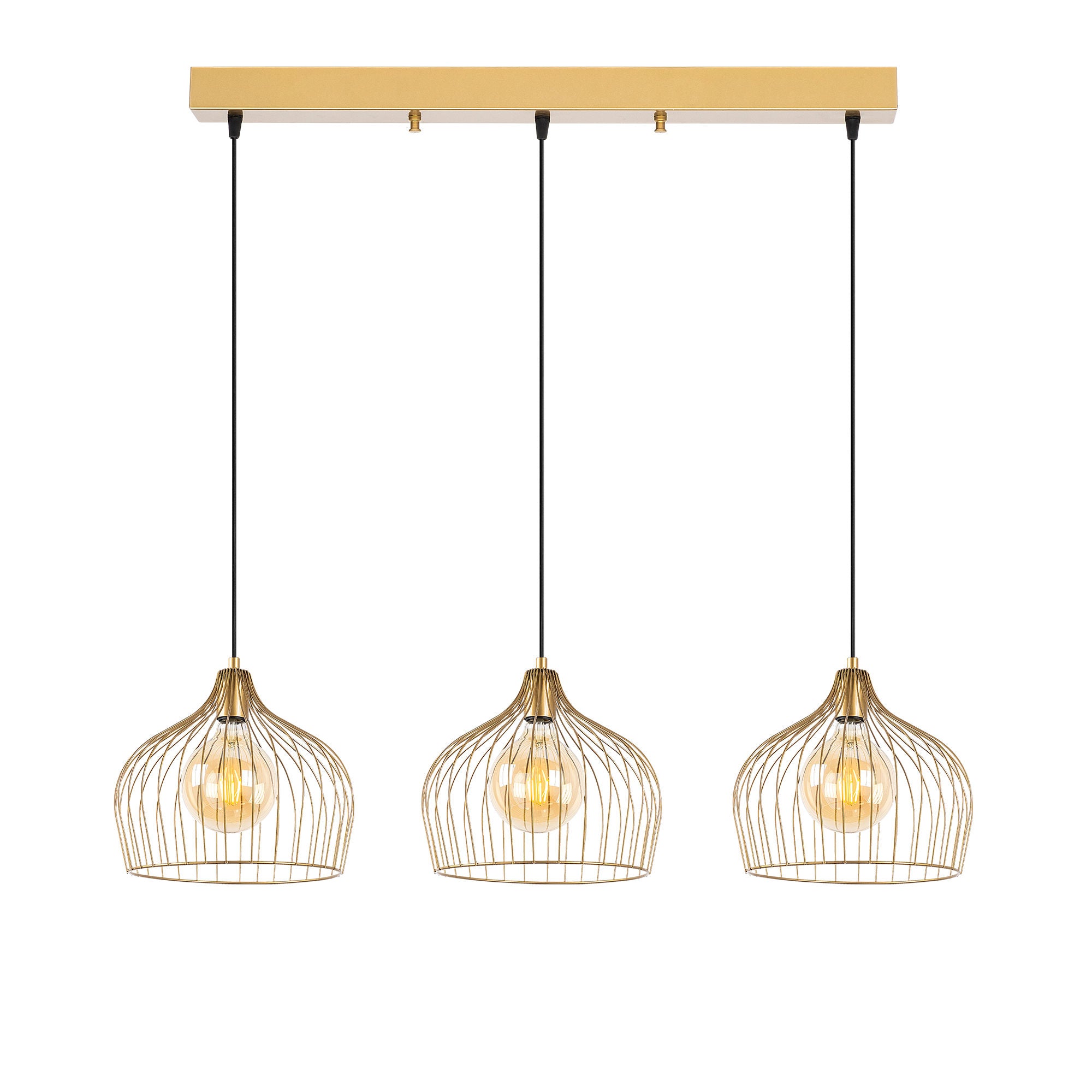 Die Bek Pendellampe von Opviq in glänzendem Gold verleiht jedem Raum einen Hauch von Luxus und zeitloser Eleganz.