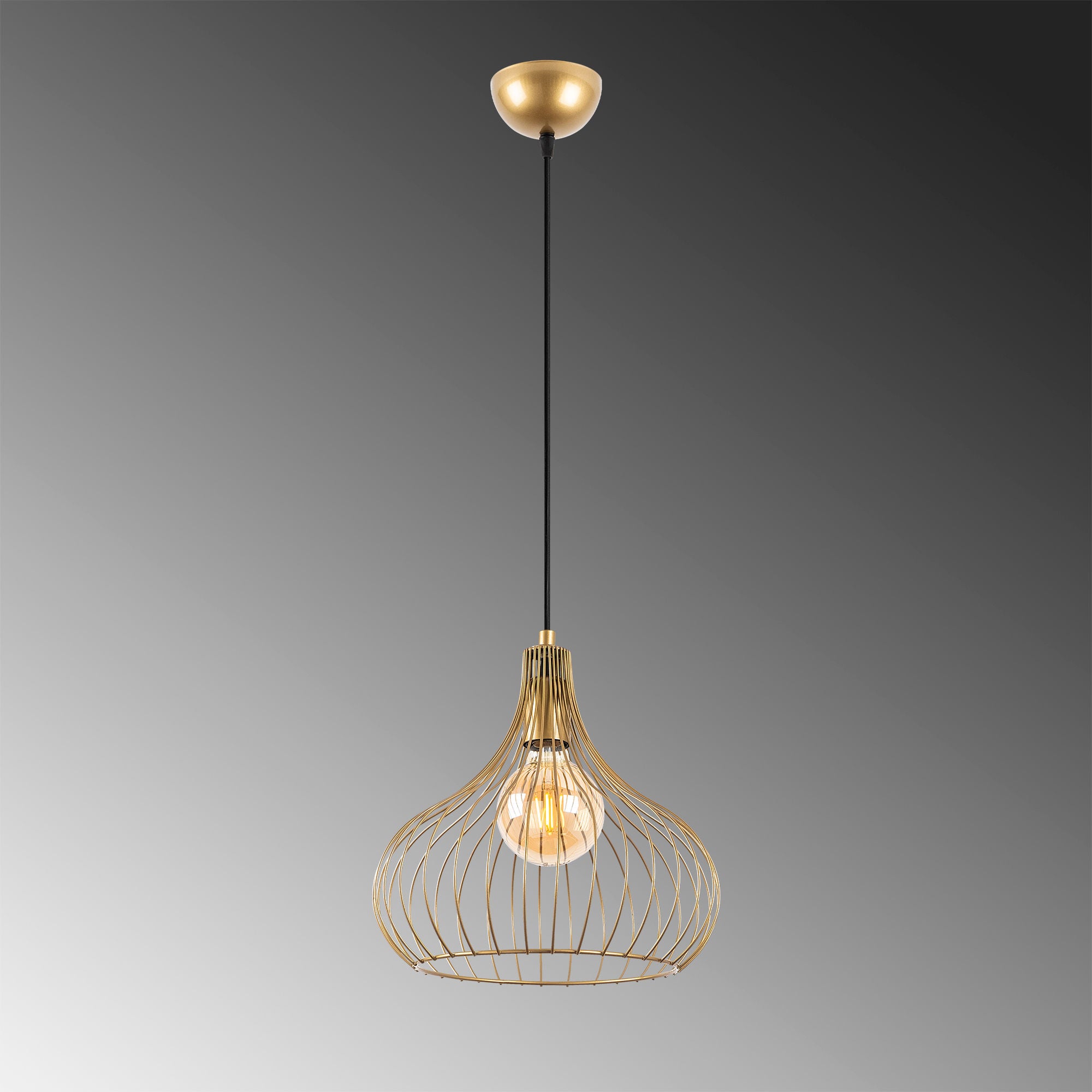 Erleben Sie mit der Teldamla Pendelleuchte von Opviq in strahlendem Gold eine stilvolle Transformation Ihres Raumes. Perfekt für jede Atmosphäre!