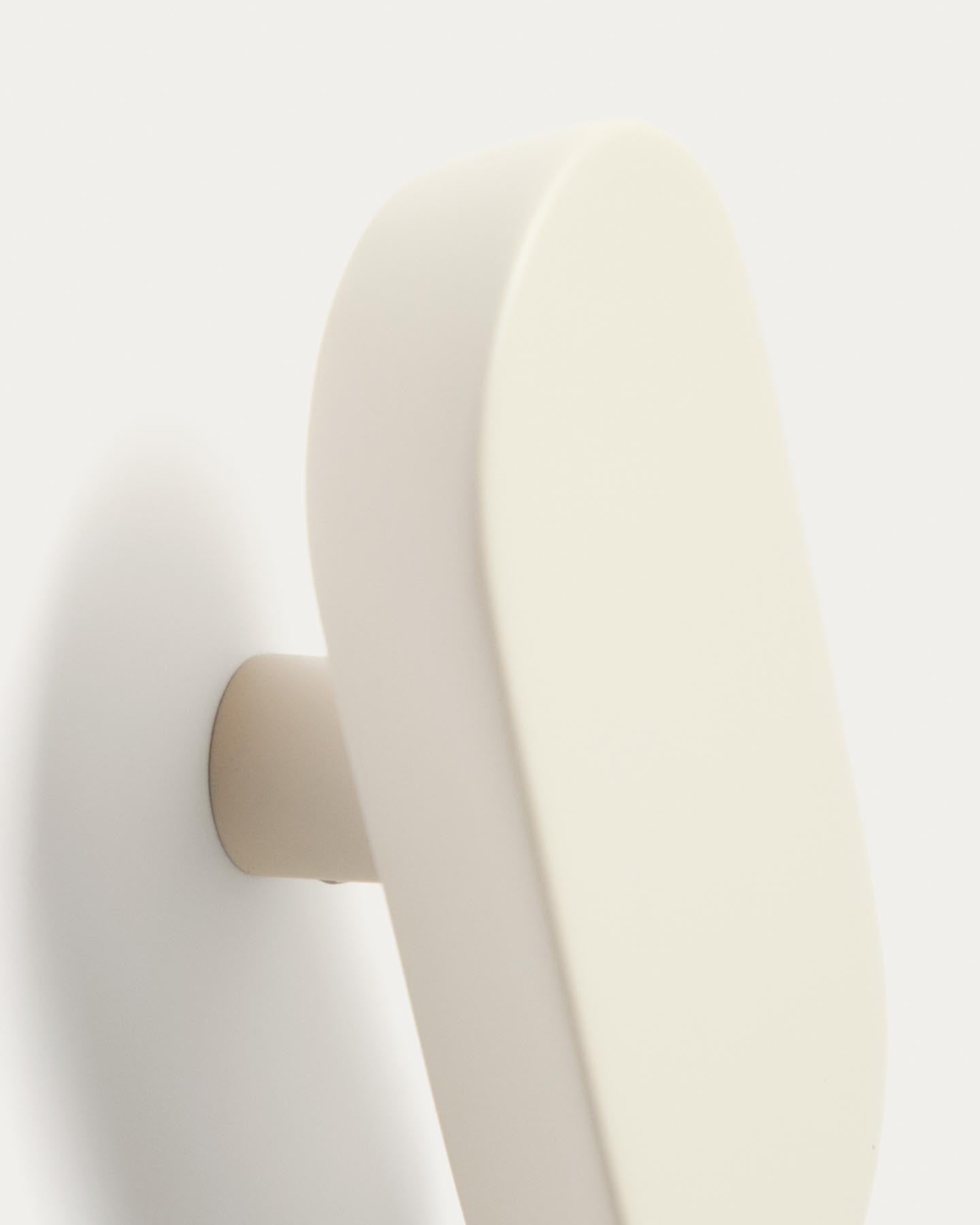 Set Arely: Zwei stilvolle Kleiderhaken aus massivem Buchenholz in sanftem Beige, ideal für praktische und ästhetische Wanddekoration.