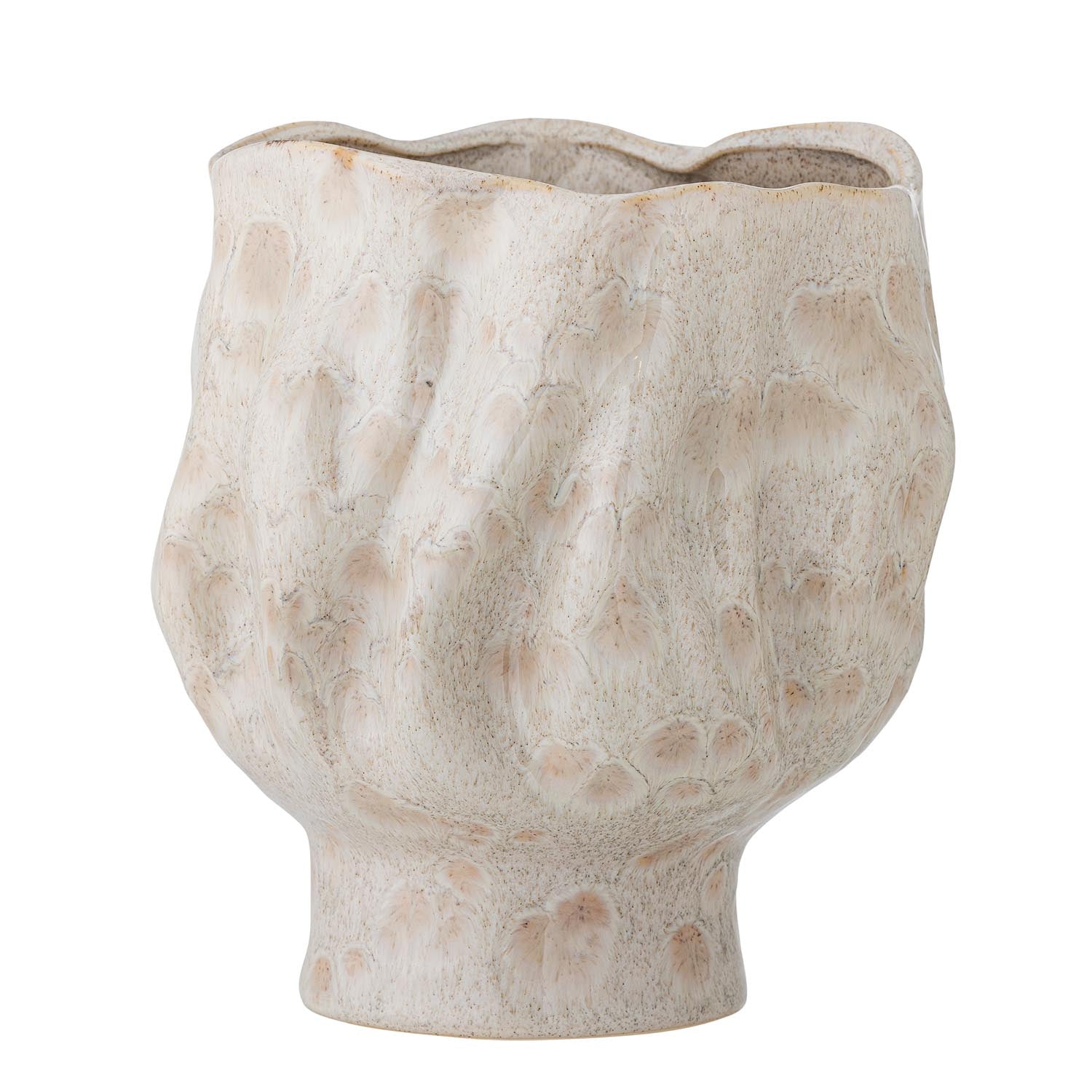 Verleihen Sie Ihrem Zuhause mit der Adair Vase von Bloomingville aus edlem Steingut einen Hauch von Eleganz. Ihre organische Form und individuelle Glasur machen sie zum idealen Blickfang.