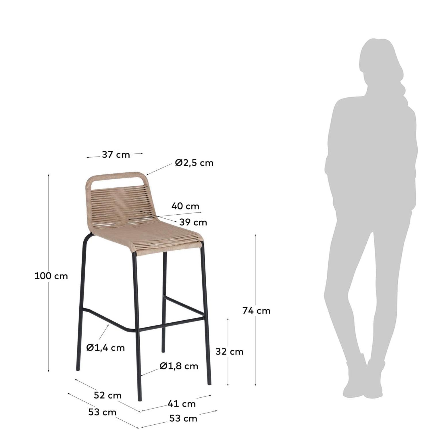 Entdecke den Lambton Hocker von Kave Home: stapelbar, aus braunem Seil und robustem Stahl, 74 cm hoch, perfekt für stilvolle Outdoor-Bereiche.