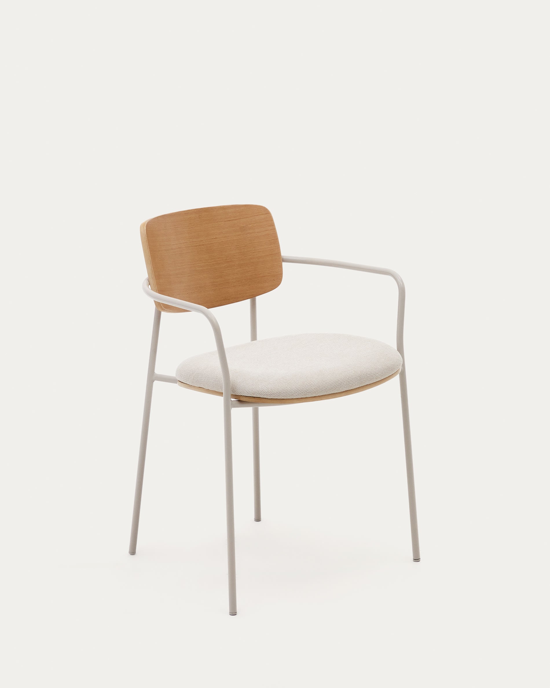 3D-Modell: Stapelbarer Maureen Stuhl, Eichenfurnier, beige Beine, robust, komfortabel, ideal für moderne Esszimmer.