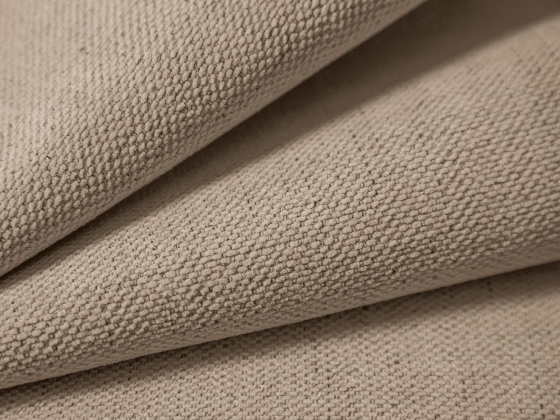 Eleganter 1-Sitzer Pouf Hawaii in warmem Cappuccino-Ton, ideal für gemütliche Sitzgelegenheiten und stilvolle Wohnraumgestaltung.
