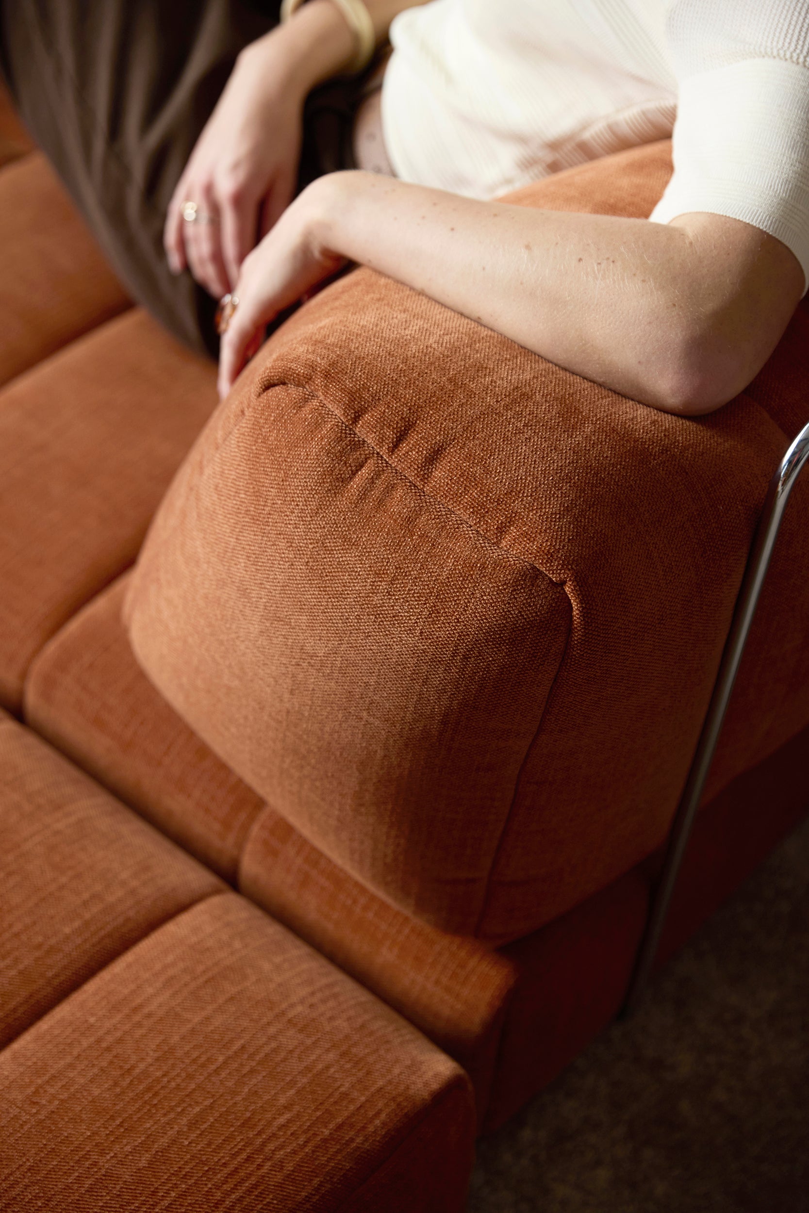 CozyPad Sessel in 412 Esina Rust Orange präsentiert im Onlineshop von KAQTU Design AG. Bettsessel ist von Innovation Living