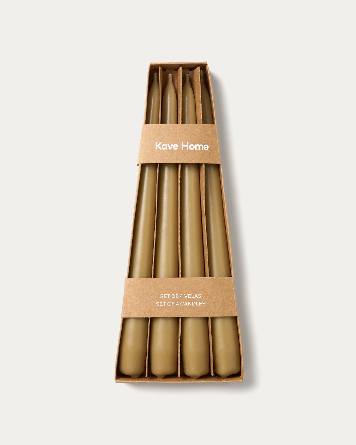 Schickes Talinen-Set mit vier beigen Kerzen, perfekt für eine stilvolle Atmosphäre und harmonische Wohnakzente.