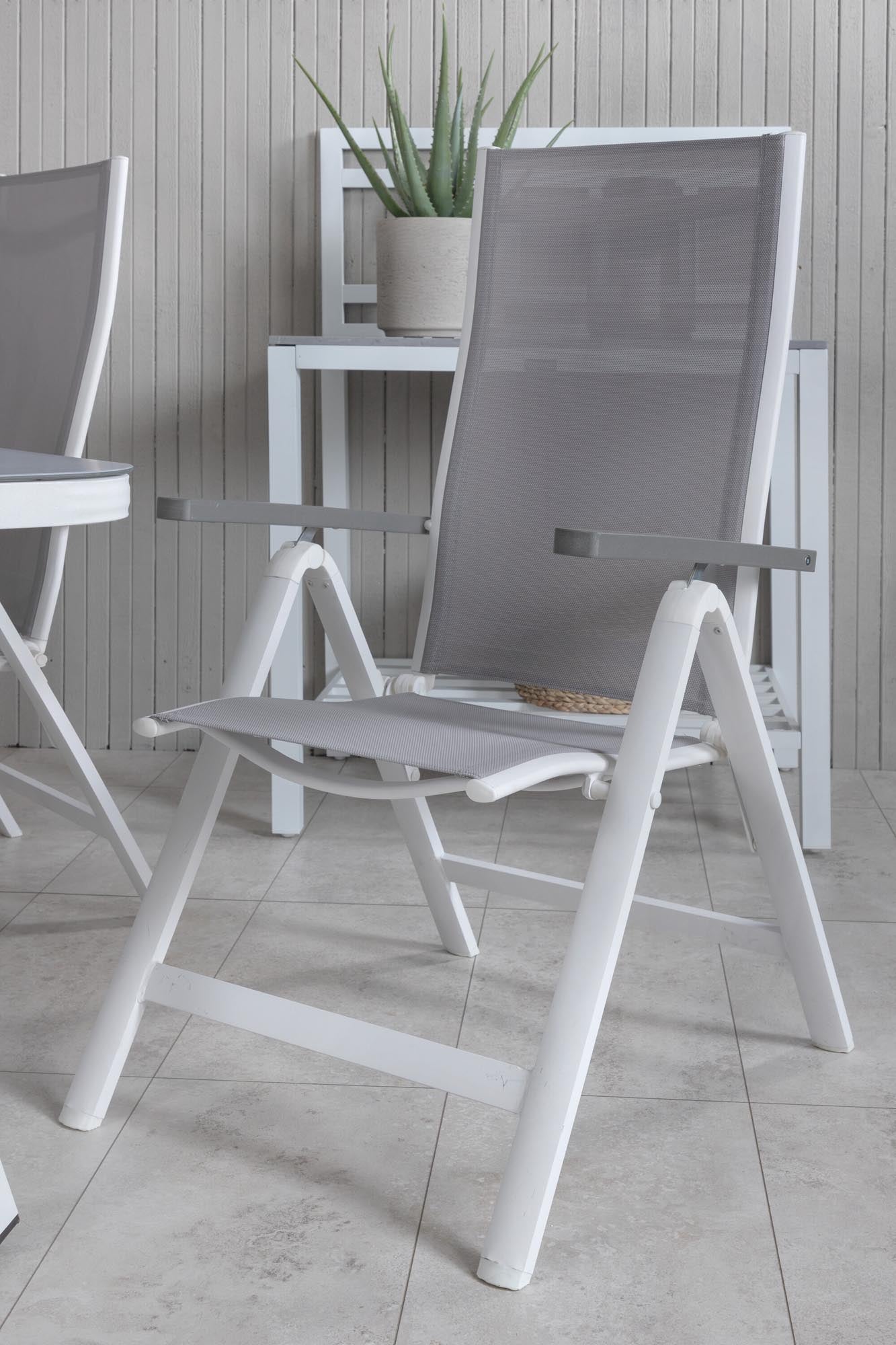 Modernes Virya Gartentisch-Set von Venture Home, rechteckig, perfekt für den Garten, stilvoll, langlebig und hochwertig.