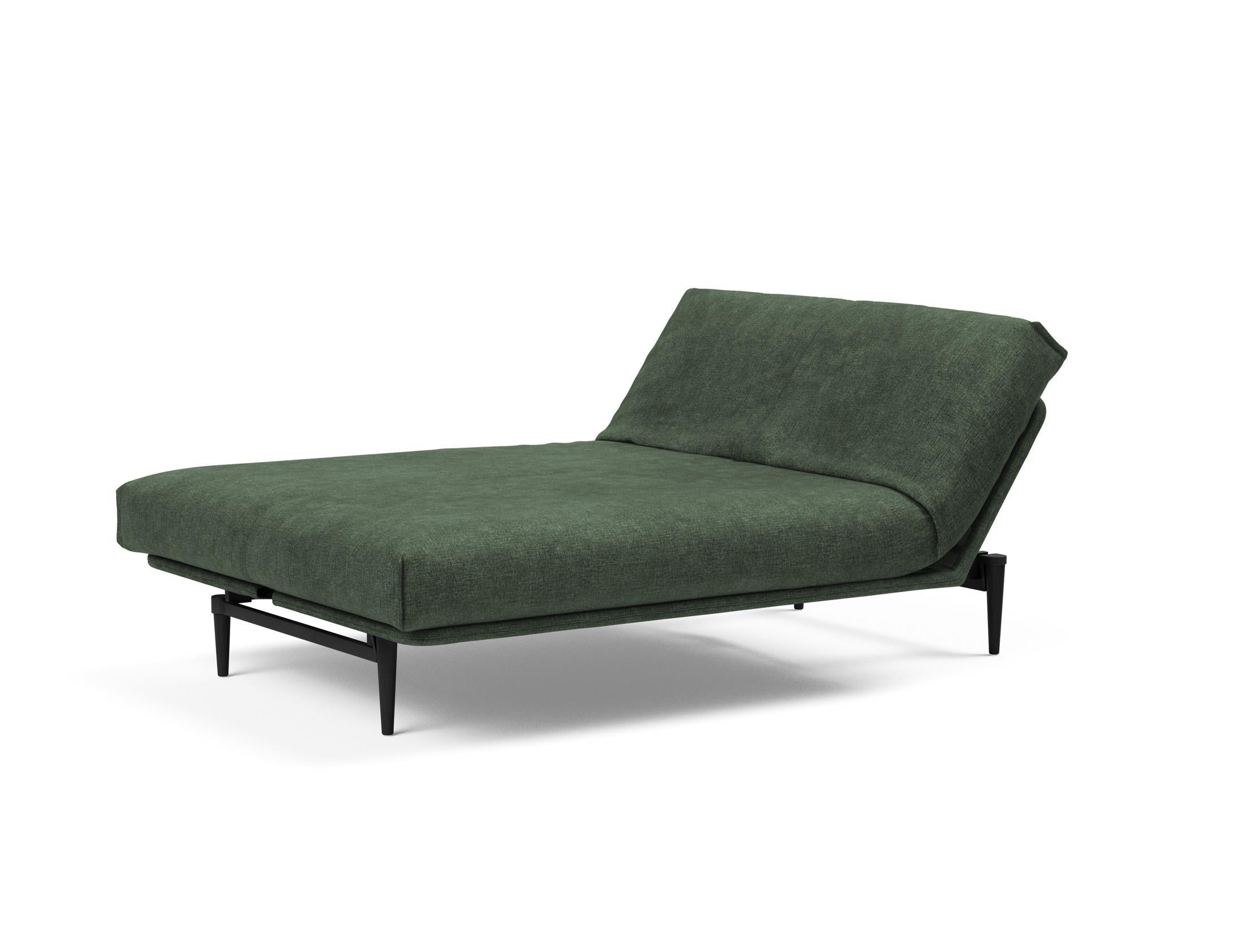 Elegantes Colpus Bettsofa in schwarzer Eiche, ausgestattet mit einem komfortablen Soft Spring Bezug, perfekt für vielseitige Wohnräume.