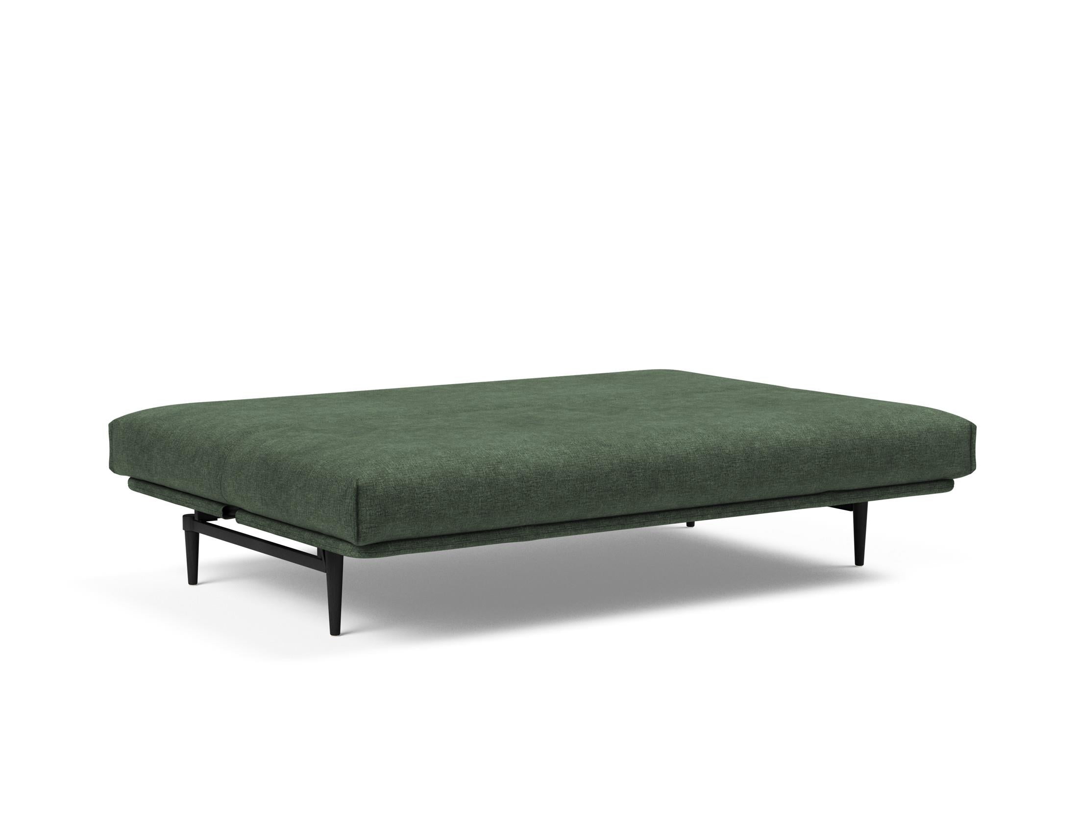 Elegantes Colpus Bettsofa in schwarzer Eiche, mit einem komfortablen Soft Spring Bezug für stilvolle Entspannung und vielseitige Nutzung.