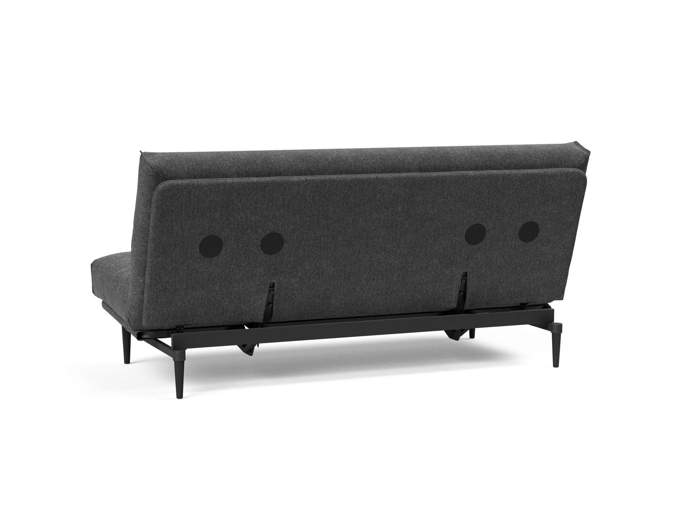 Stylisches Colpus Bettsofa in schwarzer Eiche, mit weichem Soft Spring Bezug, ideal für gemütliche und moderne Wohnräume.