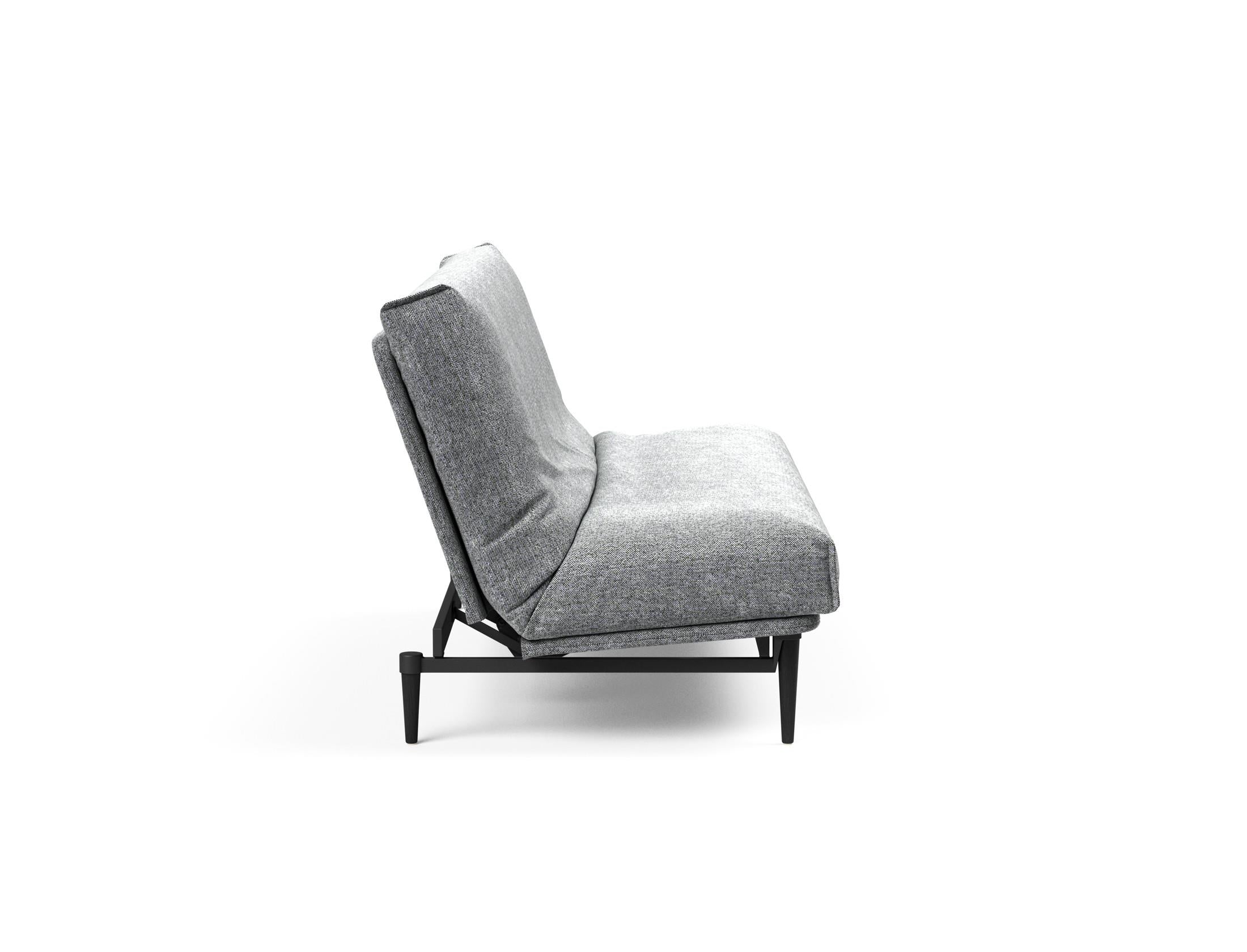 Modernes Bettsofa Colpus in schwarzer Eiche, ideal für vielseitige Wohnräume, mit weichem Soft Spring Bezug für optimalen Komfort.