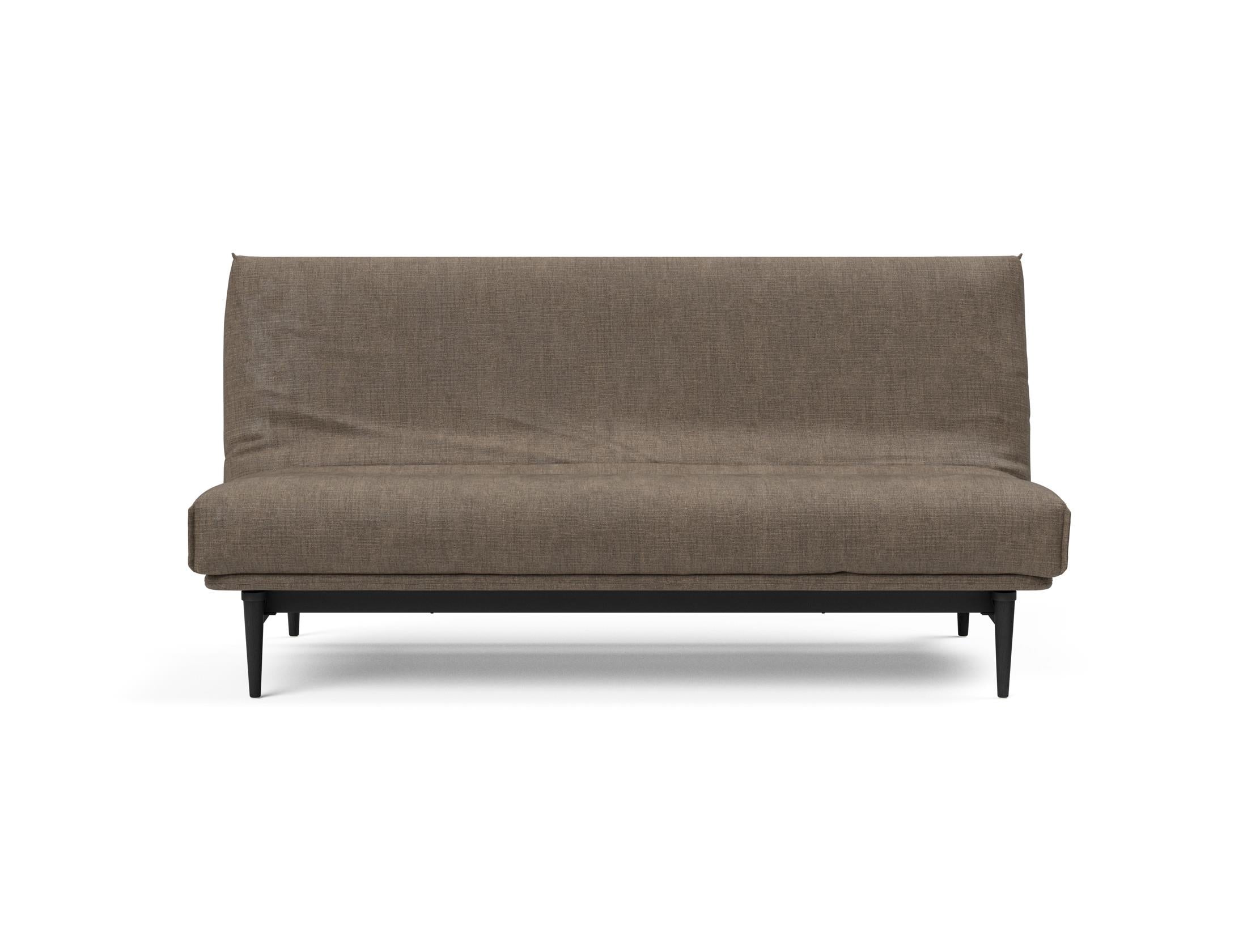 Elegantes Colpus Bettsofa in schwarzer Eiche, ausgestattet mit einem komfortablen Soft Spring Bezug, perfekt für vielseitige Wohnkonzepte.