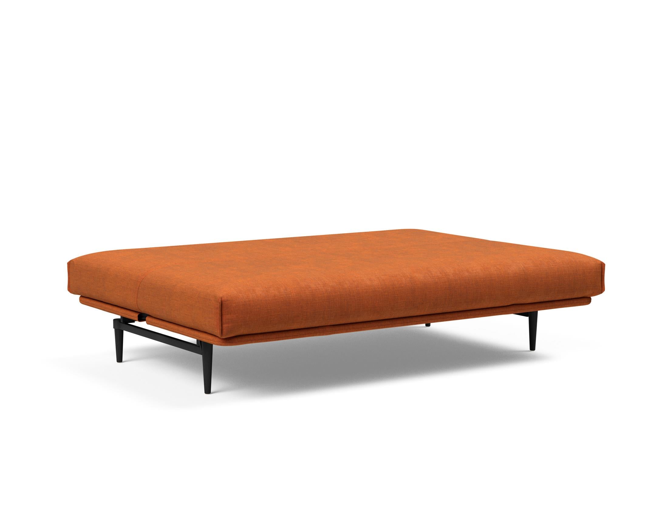Stylisches Colpus Bettsofa in schwarzer Eiche, ausgestattet mit einem weichen Soft Spring Bezug, perfekt für gemütliche Wohnbereiche.