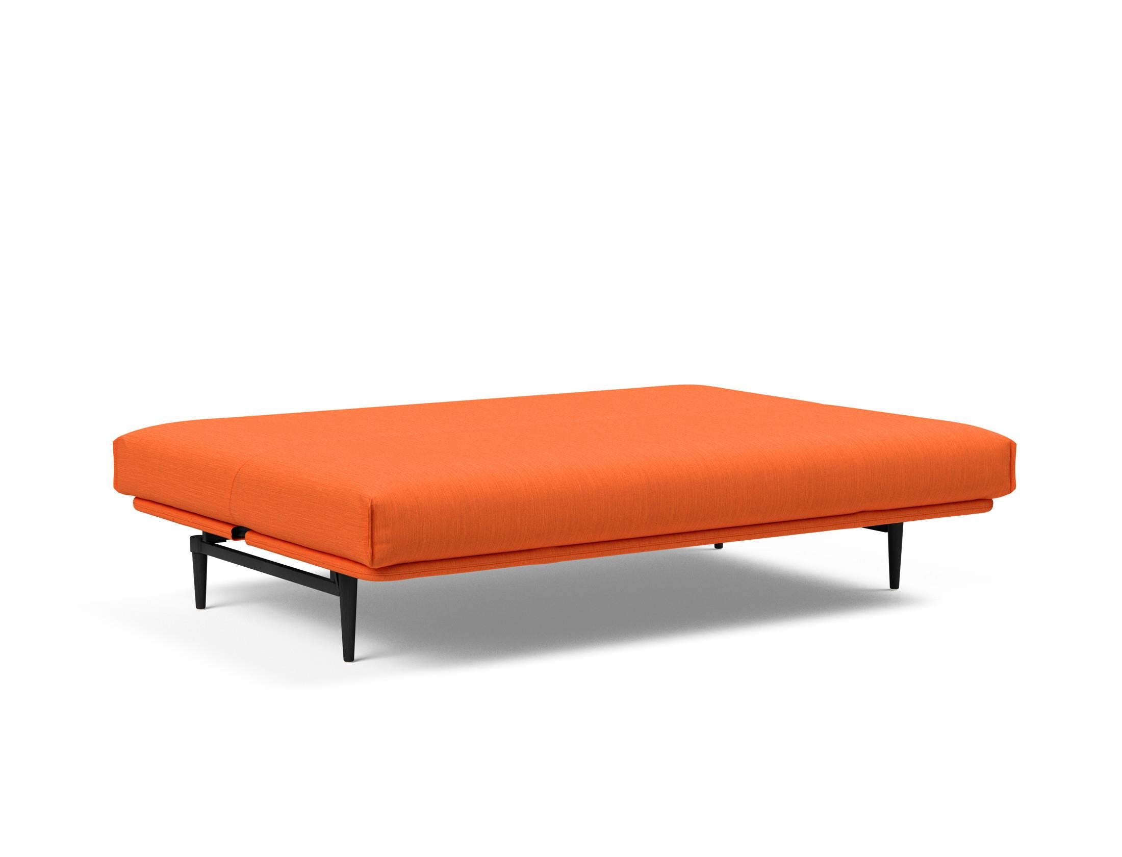 Modernes Colpus Bettsofa in schwarzer Eiche, ausgestattet mit einem weichen Soft Spring Bezug, perfekt für stilvolle Wohn- und Schlafräume.