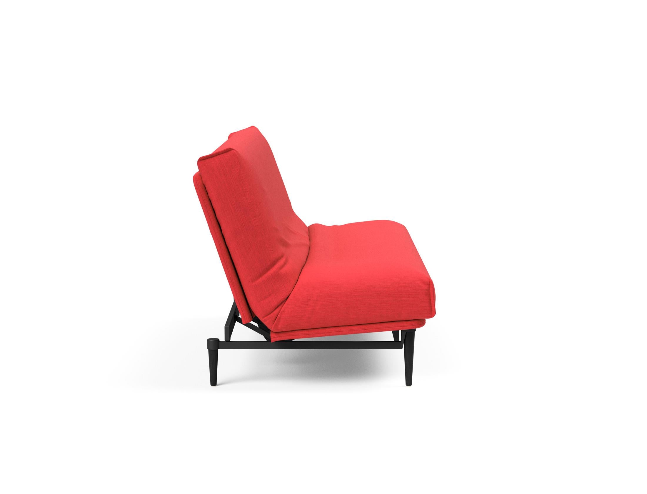Modernes Bettsofa Colpus in schwarzer Eiche, mit weichem Soft Spring Bezug, ideal für gemütliche und stilvolle Wohnbereiche.