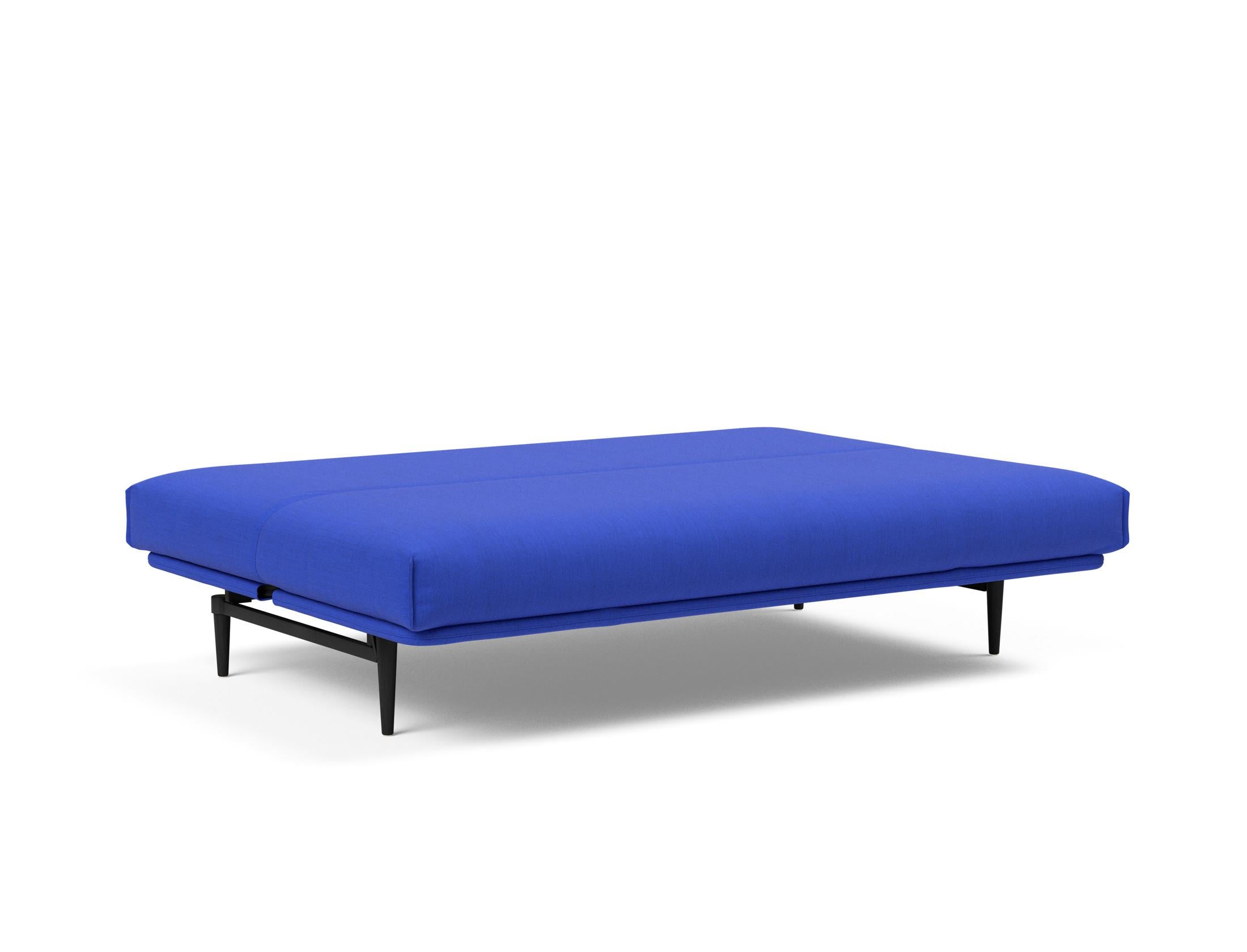 Modernes Colpus Bettsofa in schwarzer Eiche, ausgestattet mit einem weichen Soft Spring Bezug, perfekt für stilvolle und funktionale Wohnräume.