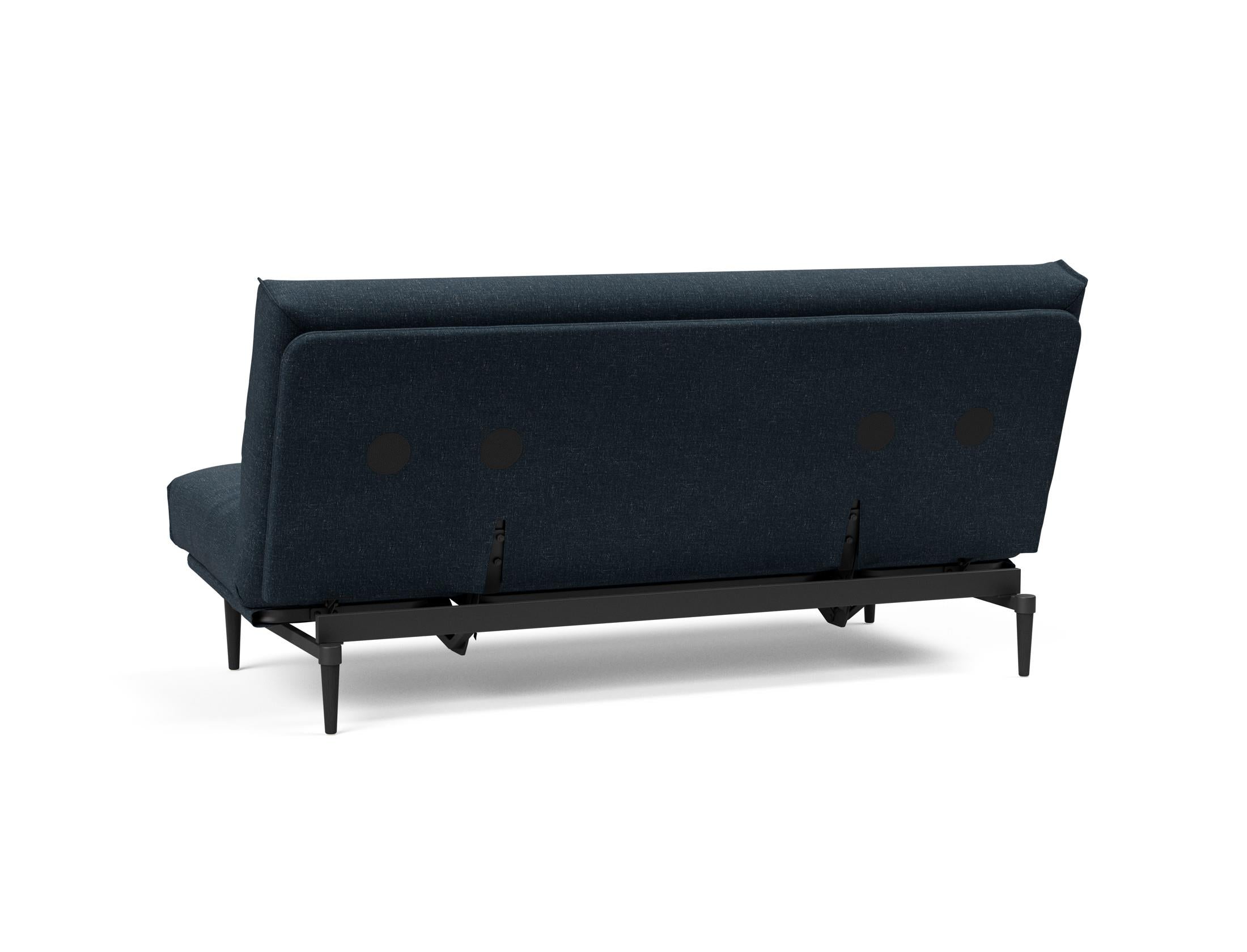Stylisches Colpus Bettsofa in schwarzer Eiche, ausgestattet mit einem weichen Soft Spring Bezug, perfekt für zeitgemäße Wohnräume.