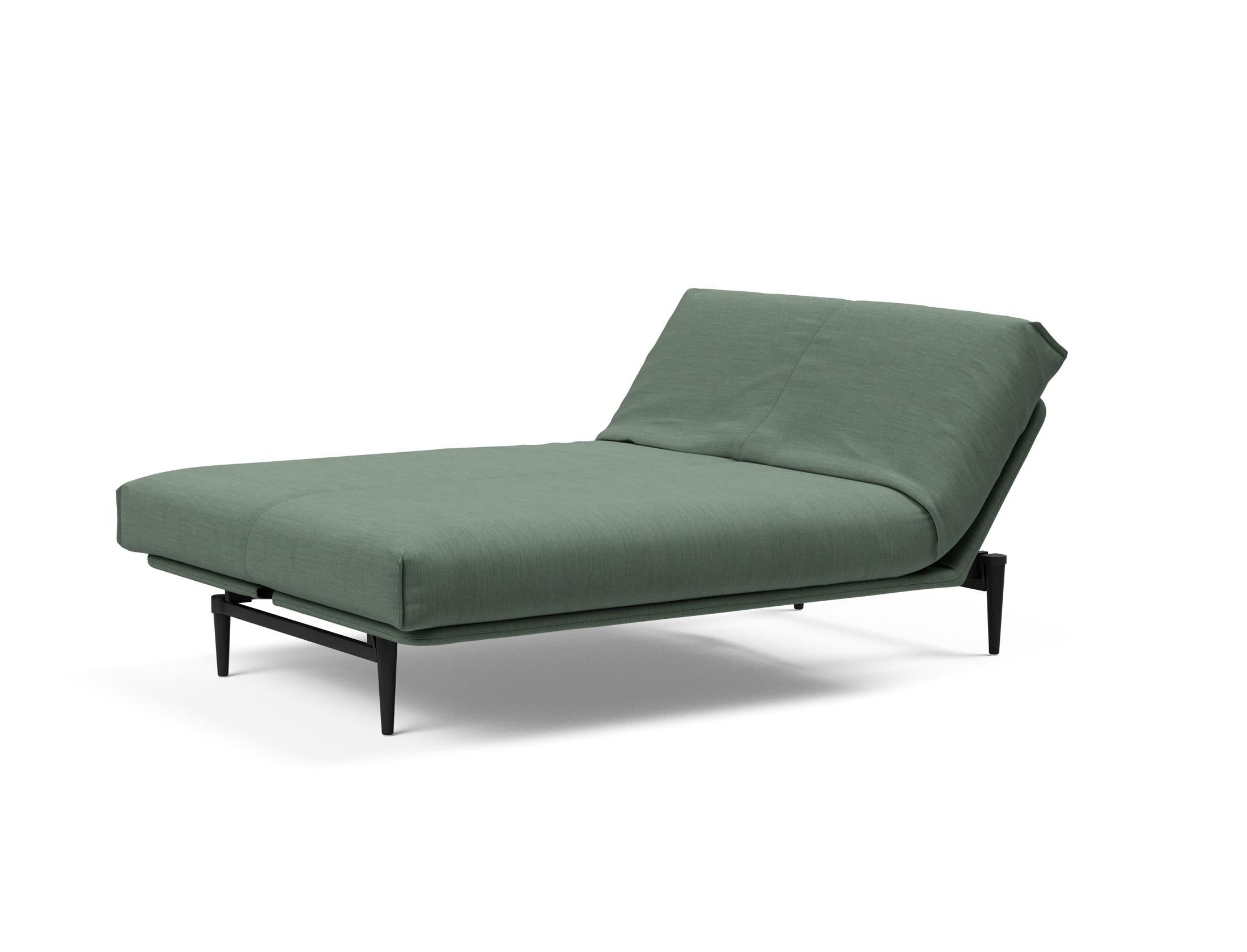 Modernes Bettsofa Colpus in schwarzer Eiche, ausgestattet mit einem weichen Soft Spring Bezug, perfekt für stilvolle und gemütliche Wohnräume.
