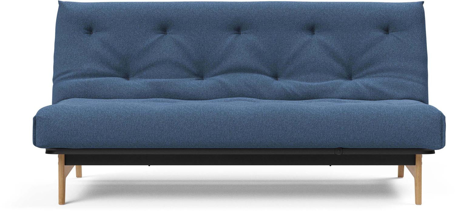 Stylisches Aslak 140 Bettsofa Nordic Spring von Innovation Living, ideal für gemütliche Abende und modernes Interieur.