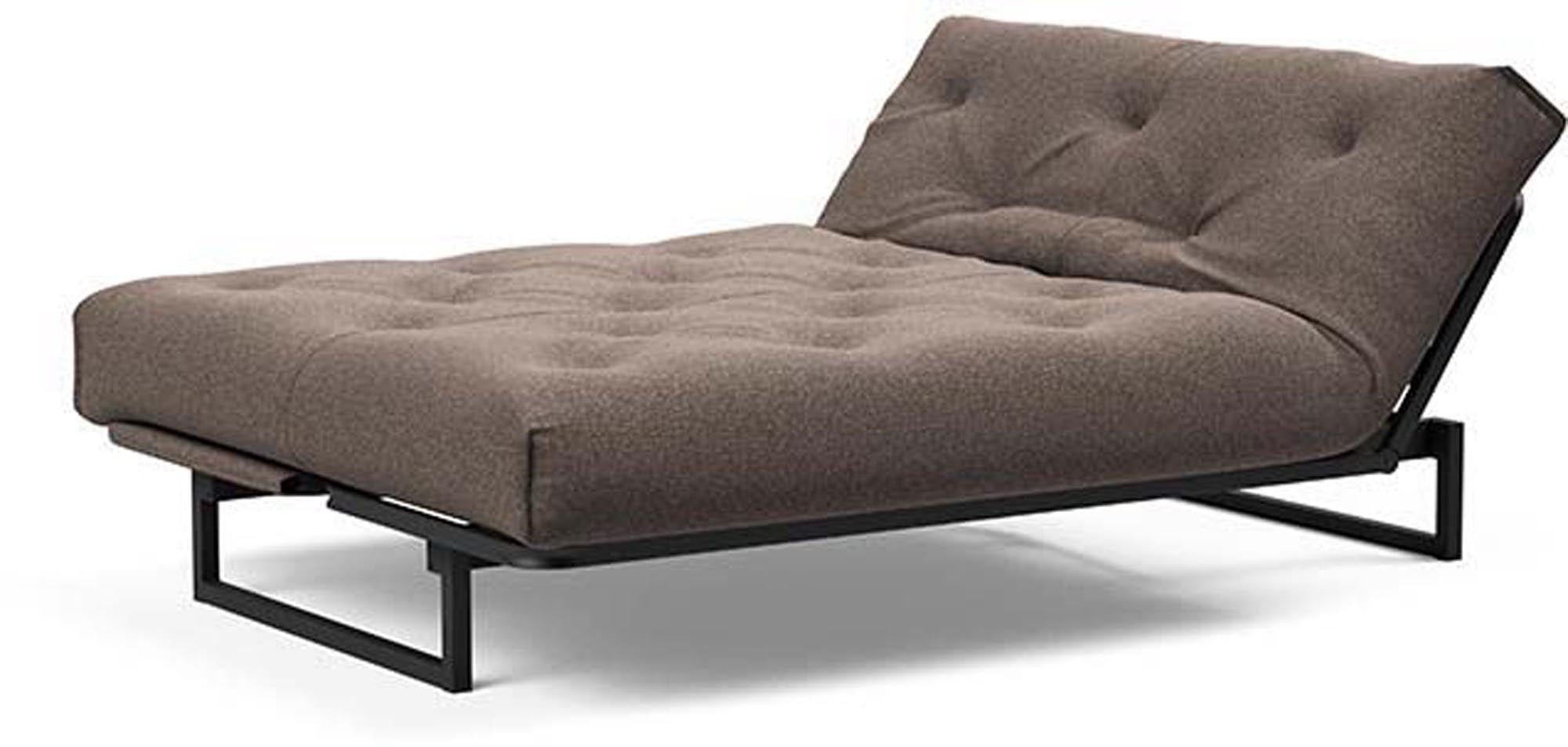 Modernes Fraction 140 Bettsofa Nordic von Innovation Living, ideal für kleine Räume, vereint Funktionalität und elegantes Design.