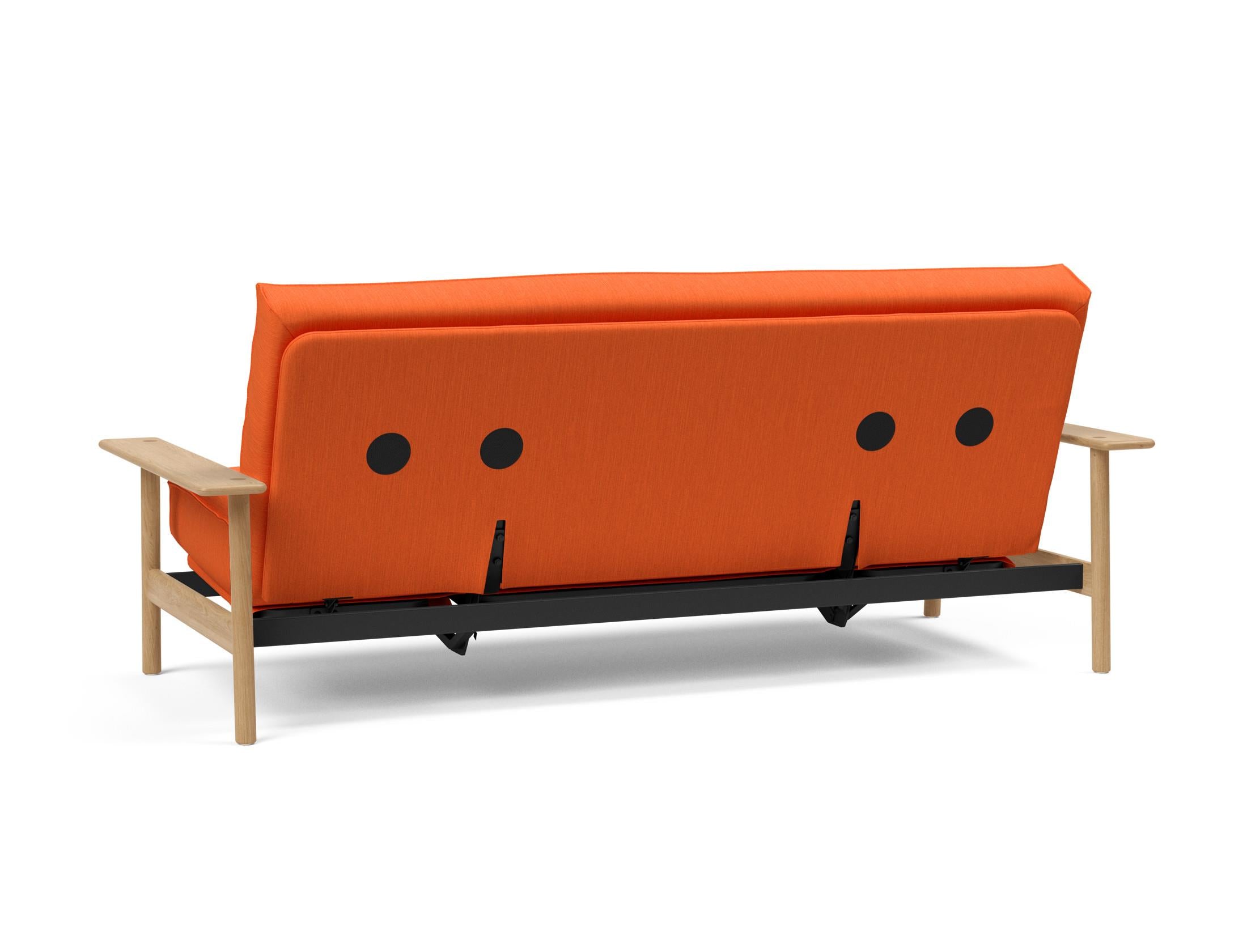 Modernes Balder Bettsofa 140 mit weichem Soft Spring Bezug, perfekt für entspannte Abende und vielseitige Wohnraumgestaltung.