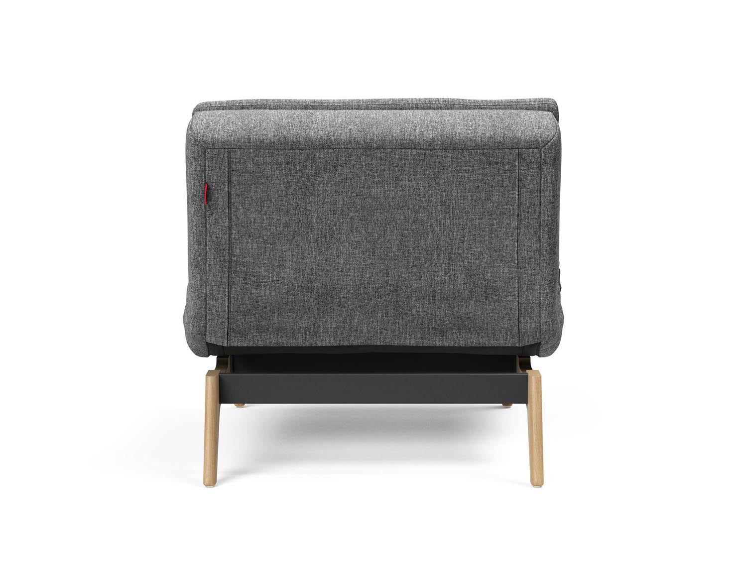Stylischer Dublexo Eik Sessel aus hochwertigem Eichenholz, perfekt für stilvolle Wohnräume und entspannte Momente. Ein echtes Highlight.