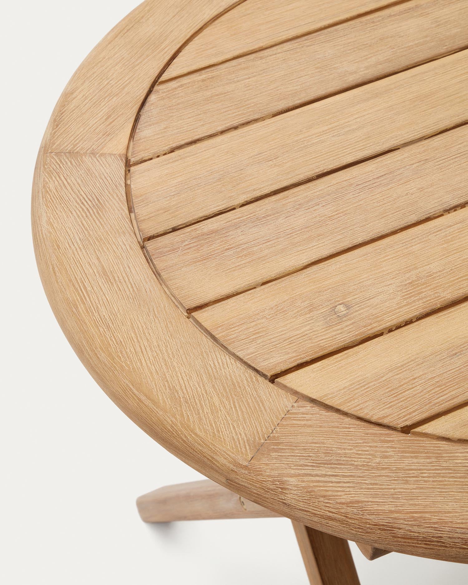 Klapptisch Dandara: Stilvoller Akazienholztisch für Garten und Balkon, klappbar, robust und nachhaltig – ideal für entspannte Stunden im Freien.
