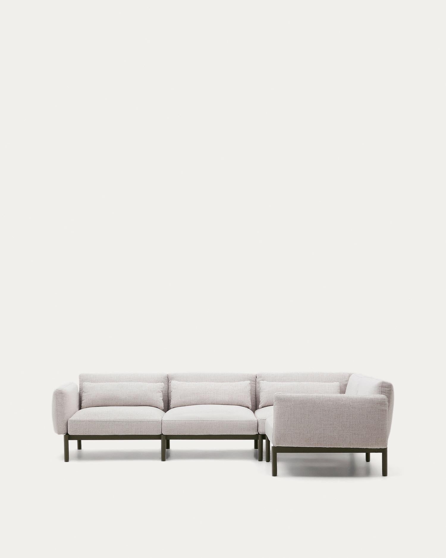Modulares 5-Sitzer-Ecksofa Sorells in Beige mit grünem Aluminiumrahmen, ideal für entspannte Stunden im Freien.