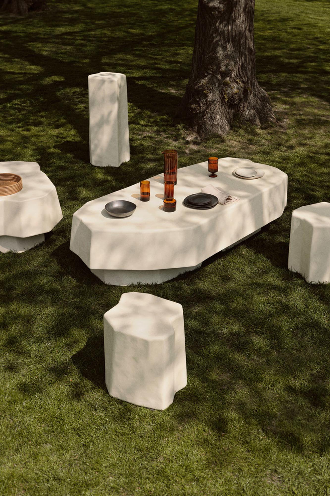 Staffa Couchtisch: Skandinavische Eleganz trifft auf modernes Design.