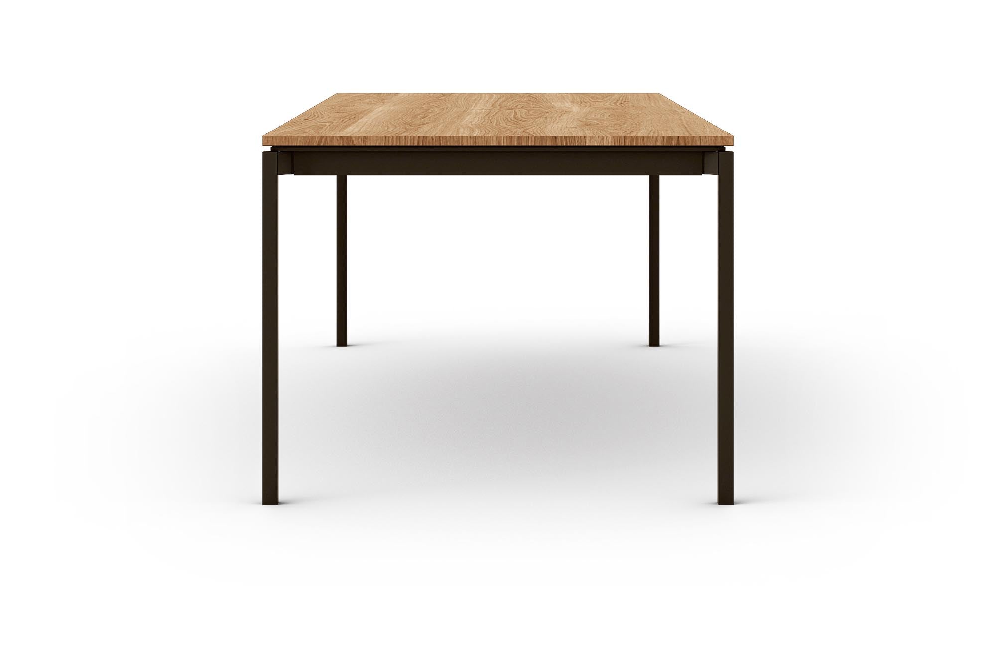 Eleganter Esstisch Dan von Mobimex, aus hochwertigem Holz, ideal für gemütliche Mahlzeiten und stilvolle Einrichtung.