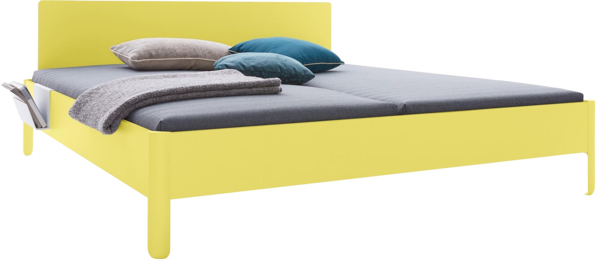Elegantes Nait Doppelbett mit stilvollem Kopfteil, ideal für komfortable Nächte und zeitgemäße Schlafzimmergestaltung.