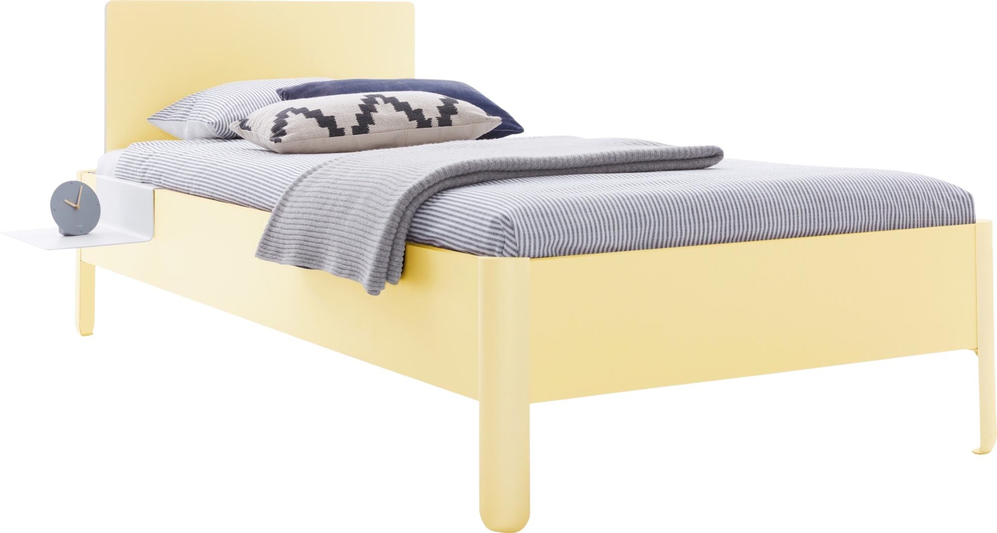 Stylisches Nait Einzelbett mit elegantem Kopfteil, ideal für zeitgemäße Schlafzimmer und erholsame Nächte.