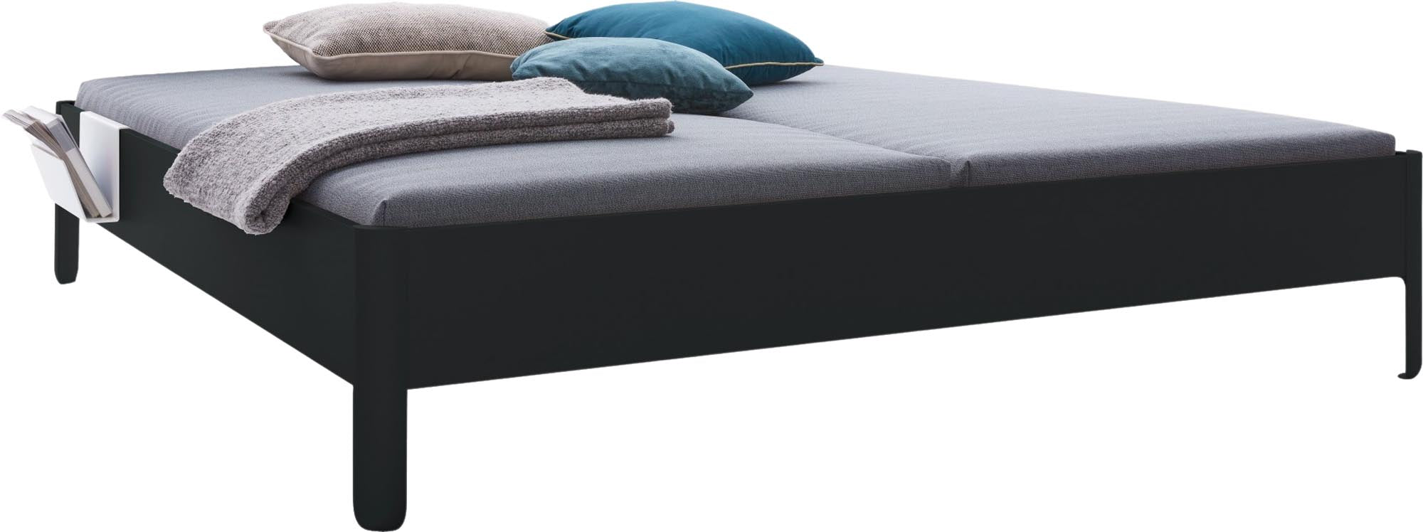 Stilvolles Nait Doppelbett 180 von Müller Möbelwerkstätten, perfekt für zeitgemäße Schlafzimmergestaltung und komfortable Nächte.