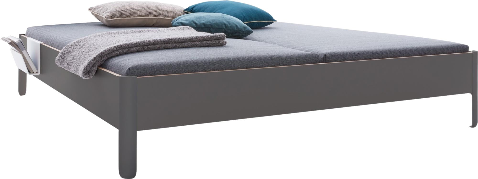 Modernes Nait Doppelbett 180 von Müller Möbelwerkstätten, perfekt für komfortable Schlafräume und erholsame Nächte.