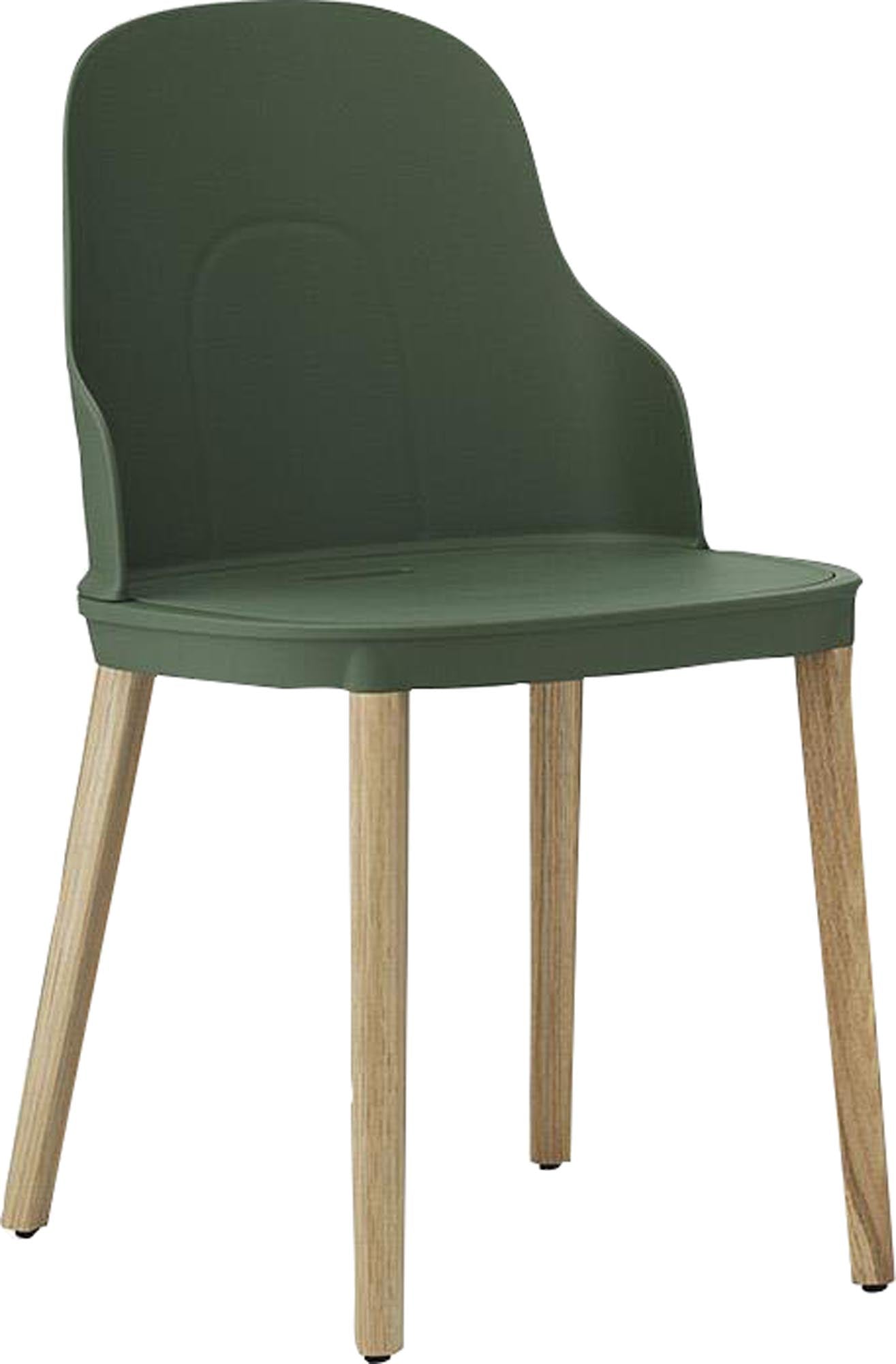 Moderner Allez Stuhl von Normann Copenhagen, der mit seiner klaren Linienführung und stilvollen Ästhetik jeden Wohnraum aufwertet.