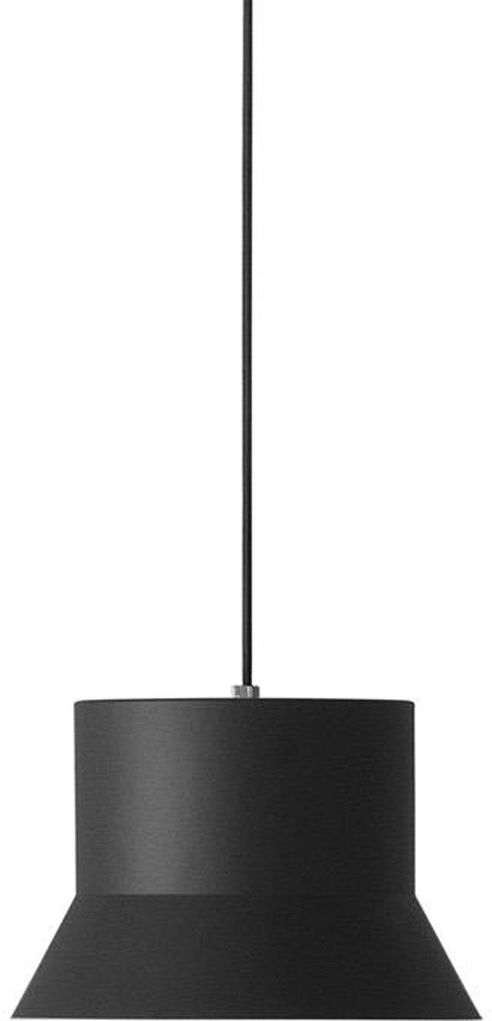 Die Hat Leuchte Gross von Normann Copenhagen besticht durch ihre konische Form und bietet anpassbares LED-Licht für Esstisch oder Küche.