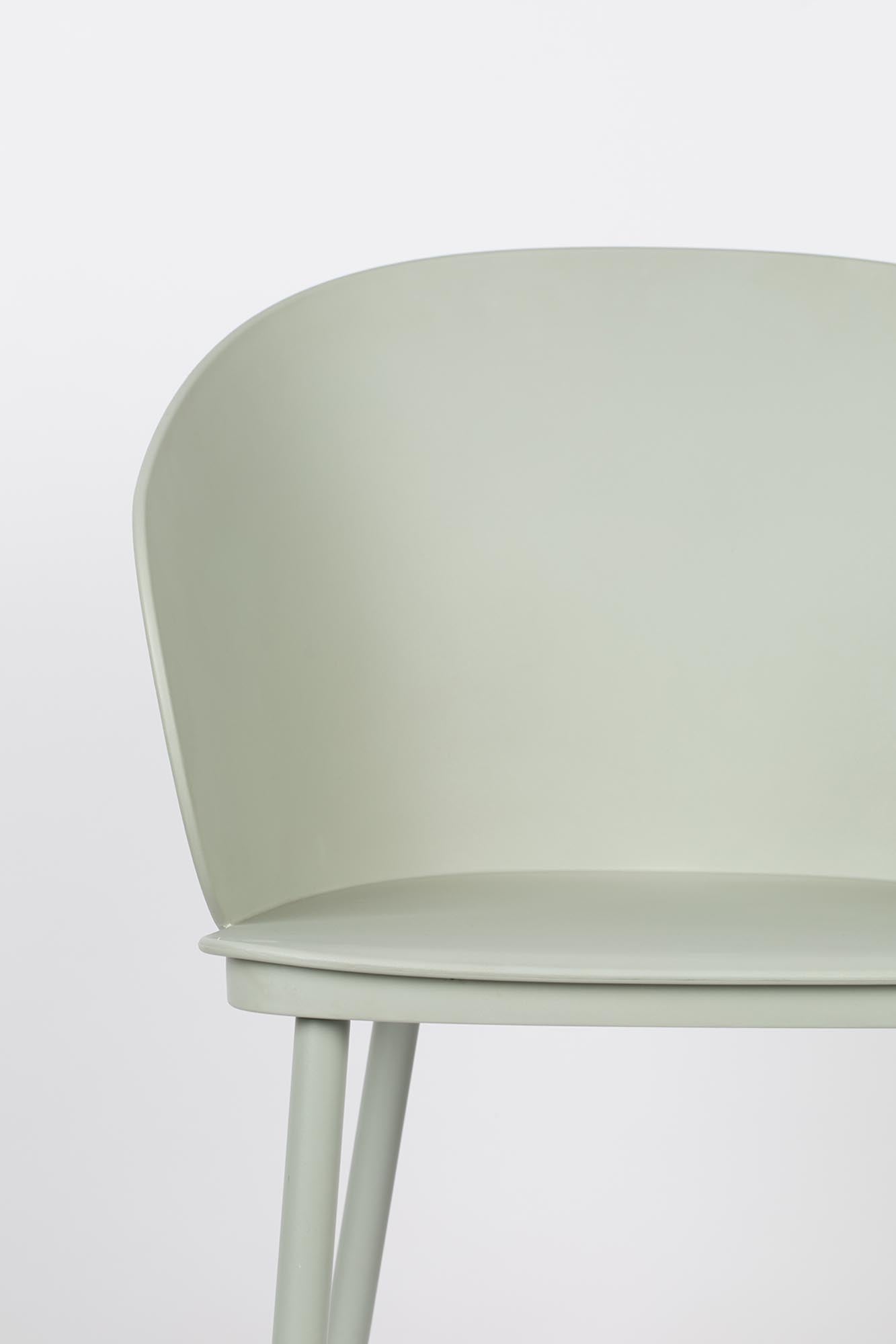 Der GIGI Stuhl von White Label Living vereint elegantes Design mit optimalem Sitzkomfort. Ideal für Esszimmer, Wohnzimmer und Büro.
