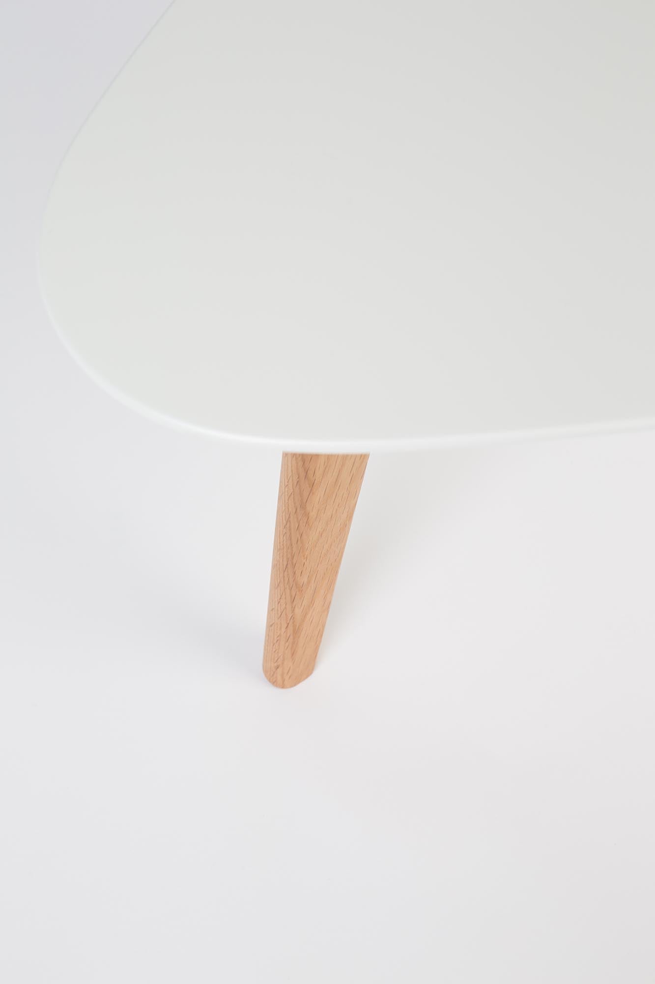 Elegantes 2er Set Beistelltische von White Label Living, perfekt für stilvolle Akzente in Ihrem Wohnbereich.
