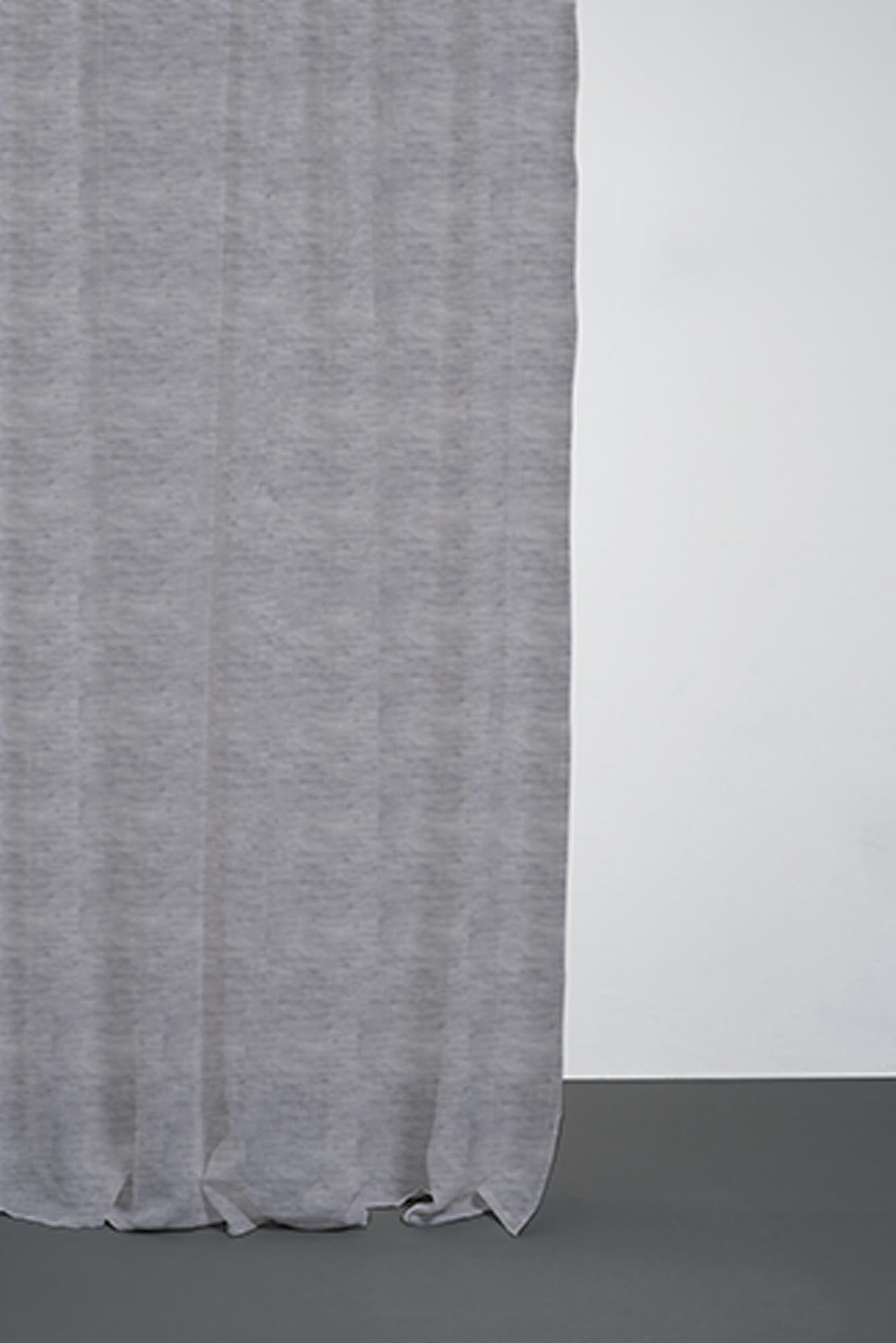 Eleganter Leinenvorhang von ZigZagZurich, der mit seiner natürlichen Textur und stilvollen Farbgebung jeden Raum aufwertet.