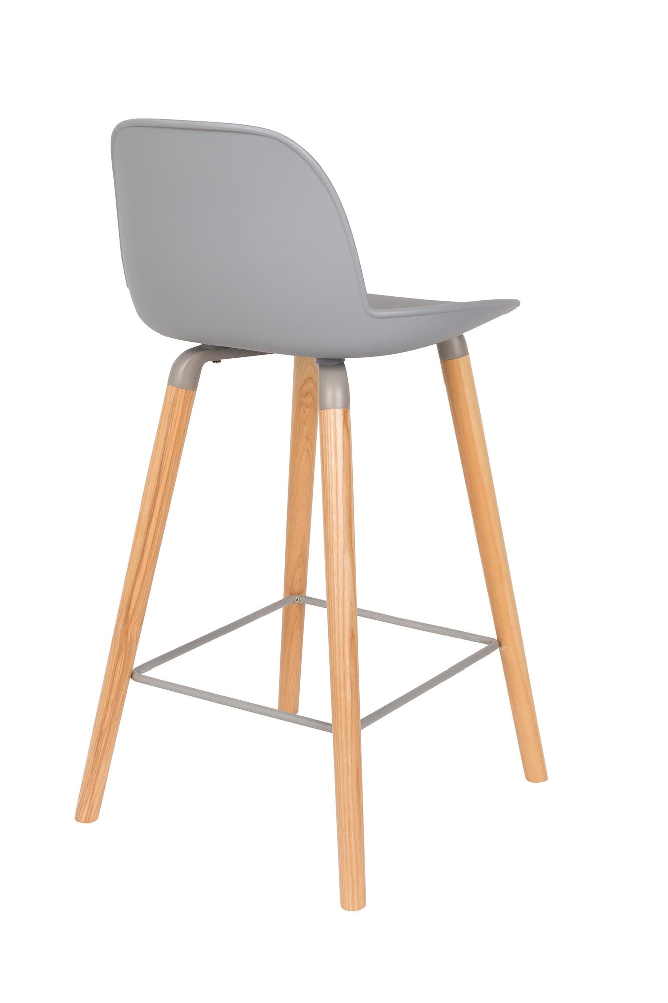Moderner Barstuhl Albert Kuip von Zuiver, ideal für stilvolle Bars und Küchen, vereint Funktionalität mit ansprechendem Design.