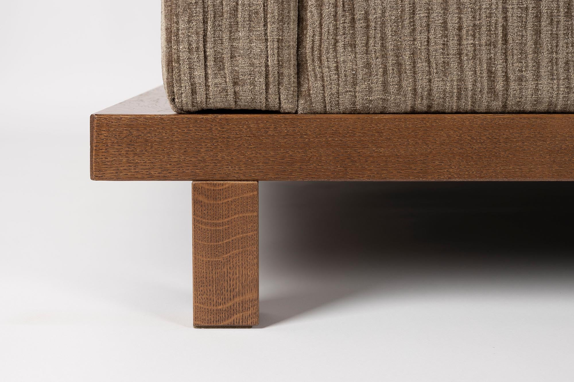 Stylisches 4.5-Sitzer Sofa Blossom von Zuiver, das modernen Komfort und ansprechendes Design vereint.
