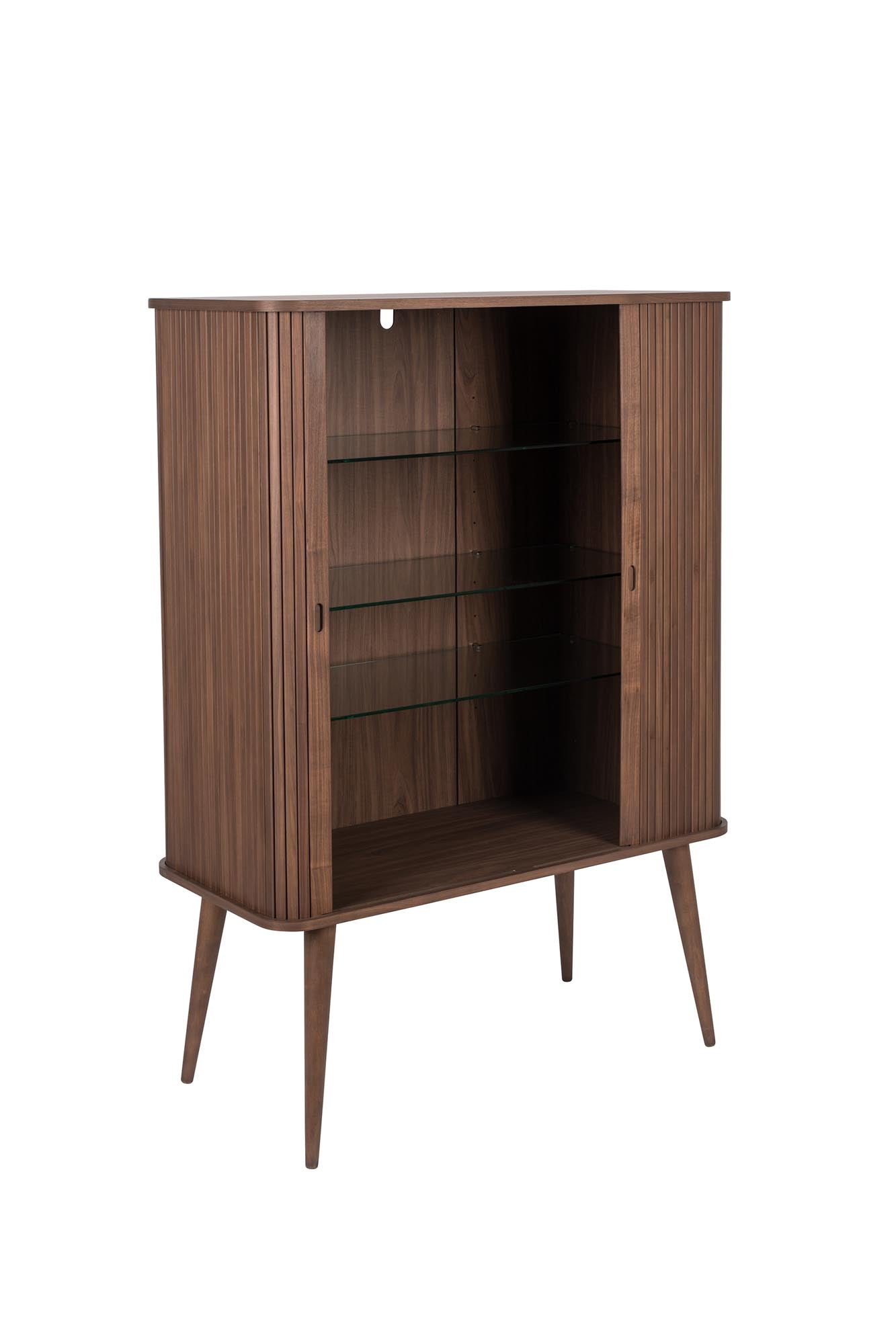Elegantes High-Sideboard Barbier von Zuiver, das modernes Design und funktionalen Stauraum harmonisch kombiniert.