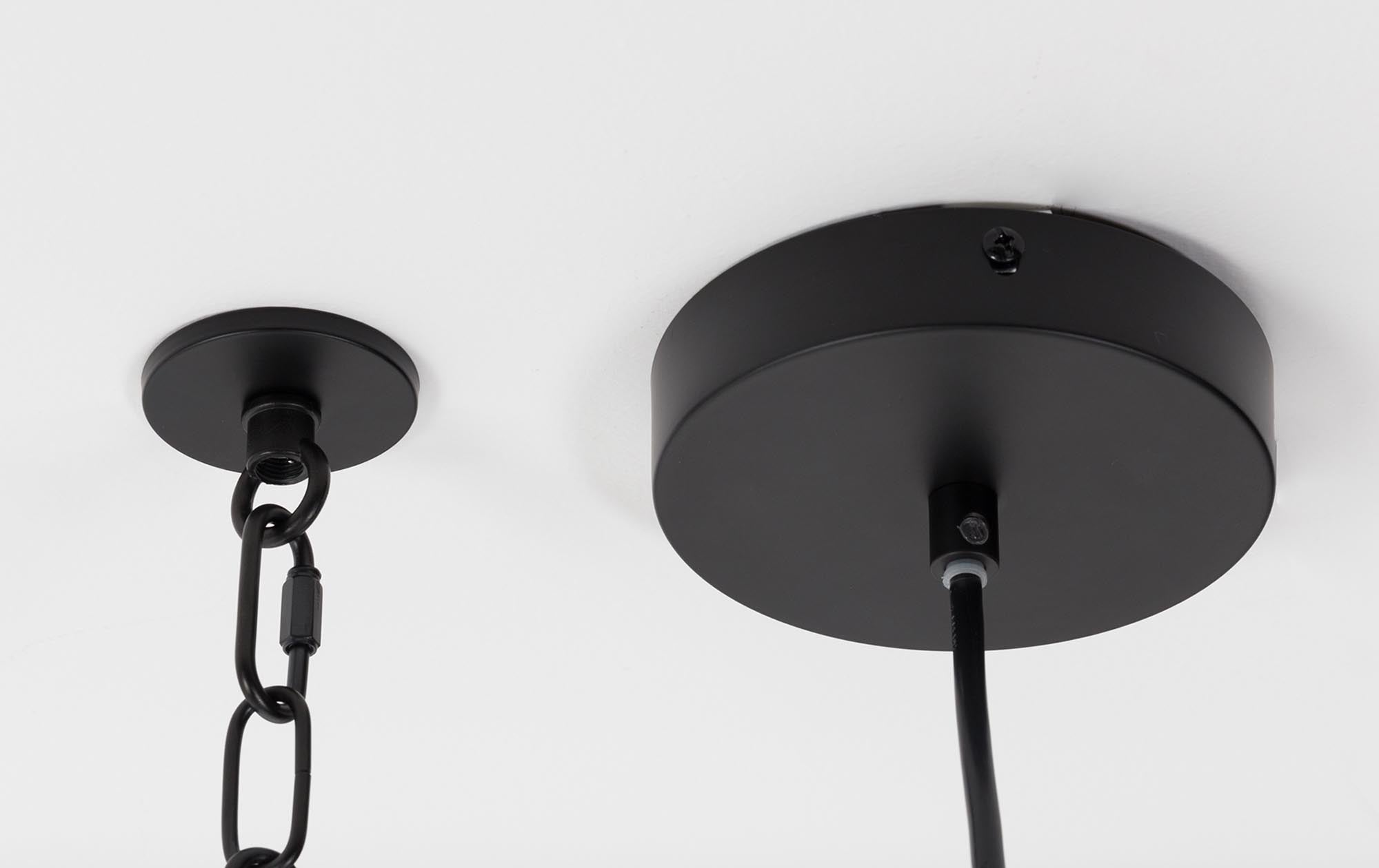 Stylische Pendellampe Prime von Zuiver: Minimalistisches Design in Schwarz oder Messing, ideal für eine gemütliche Atmosphäre in Ihrem Zuhause.