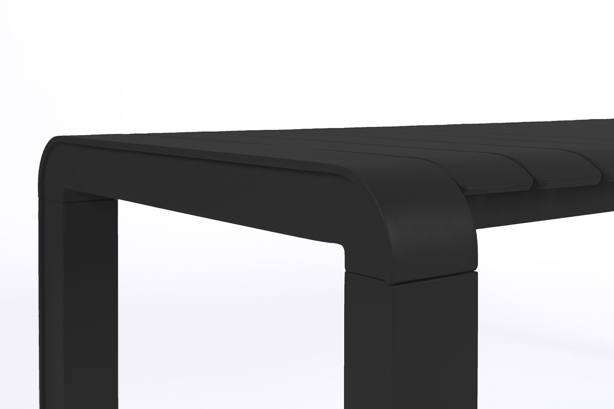 Stilvolle Gartenbank Vondel von Zuiver, gefertigt aus robustem Aluminium, perfekt für gemütliche Momente im Freien.