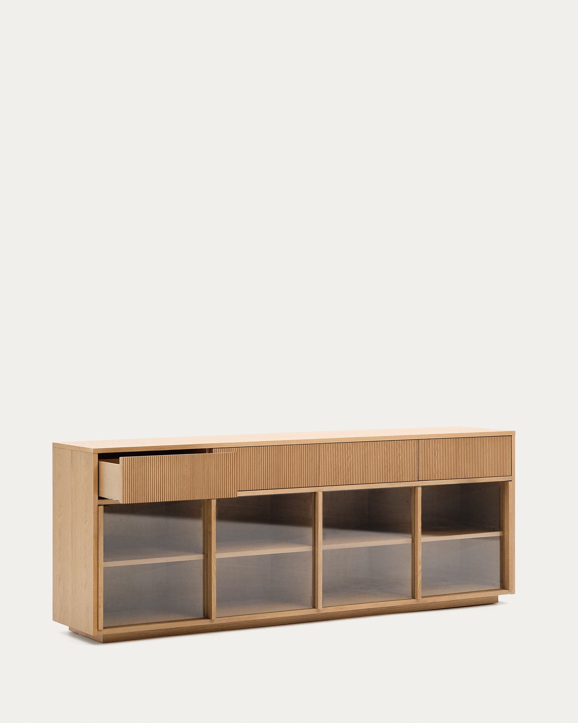 Elegantes Sideboard Helvine aus Eichenfurnier und gehärtetem Glas, 4 Türen und 4 Schubladen, bietet großzügigen Stauraum und stilvolle Akzente.