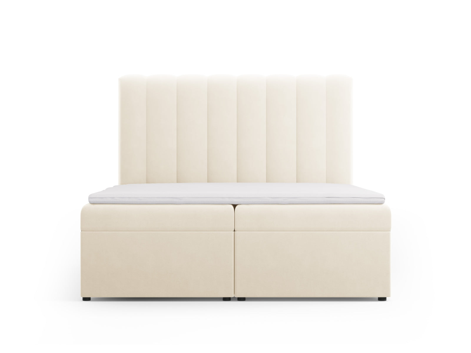 Elegantes Kelp Boxspringbett Set in sanftem Light Beige, bestehend aus Kopfteil, Boxspring, Matratze und Topper, ideal für stilvolle Schlafzimmer.