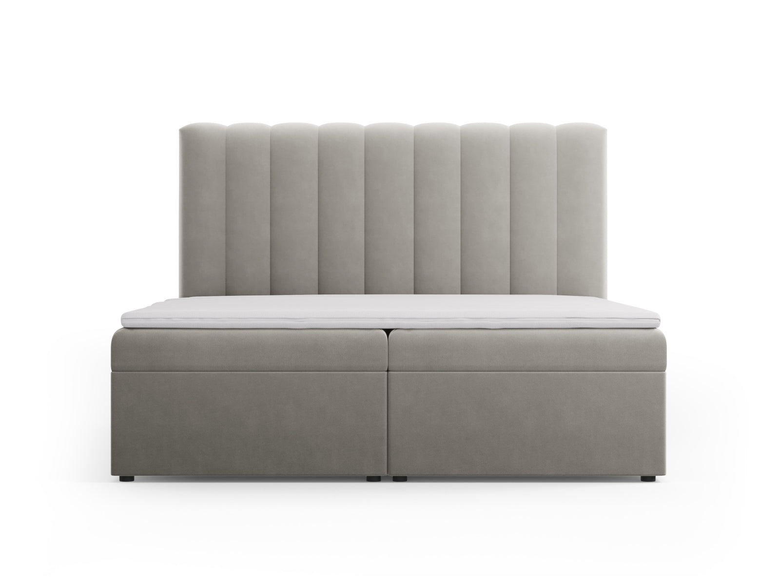Modernes Kelp Boxspringbett Set in sanftem Hellgrau, inklusive Kopfteil, Boxspring, Matratze und Topper für höchsten Schlafkomfort.