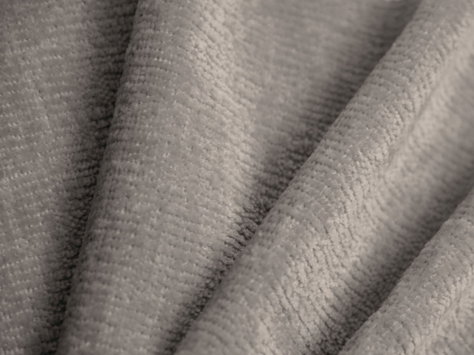 Stilvolles Kopfteil Mistero in zartem Beige, 240 cm, perfekt für eine moderne und elegante Schlafzimmeratmosphäre von Micadoni.