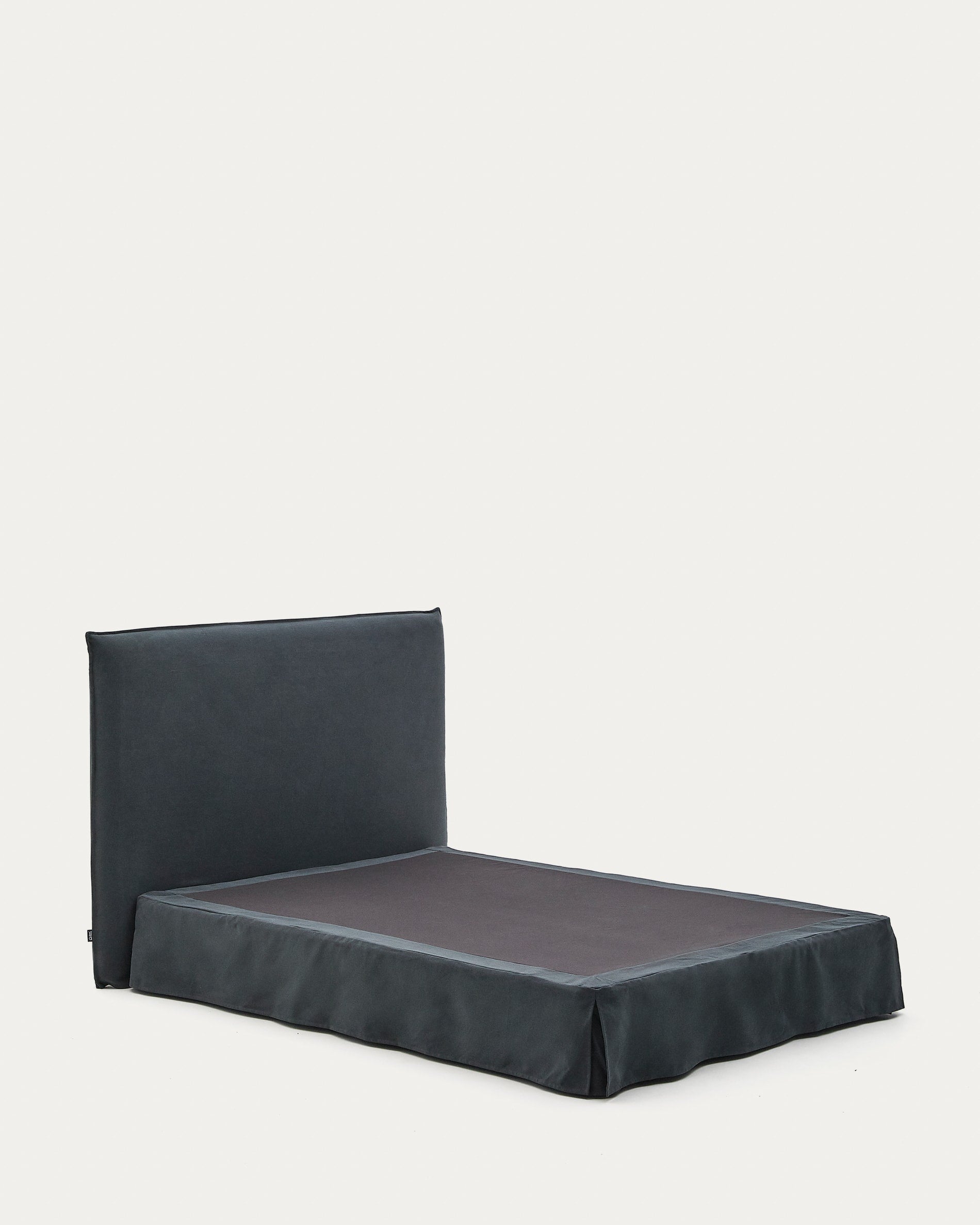 Eleganter anthrazitgrauer Bettbezug aus Leinen-Baumwoll-Mix, passend für 150x190 cm Matratzen, von Kave Home.