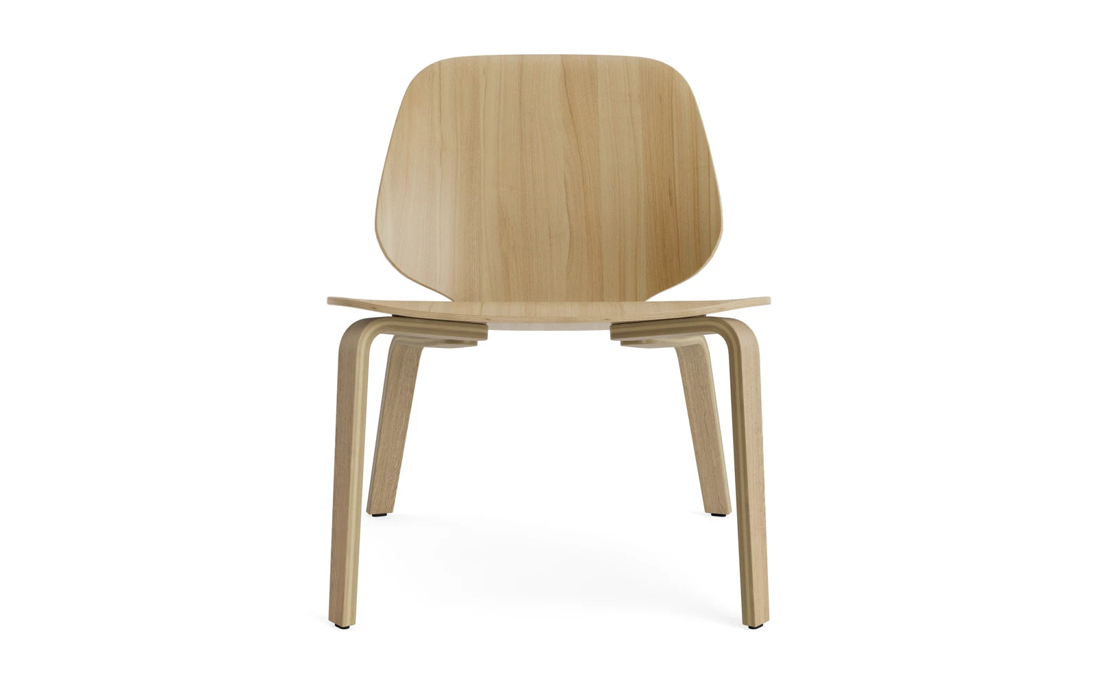 Erleben Sie den My Chair Lounge-Sessel Eiche von Normann Copenhagen – ein zeitloses Möbelstück, das Komfort und skandinavische Eleganz vereint.