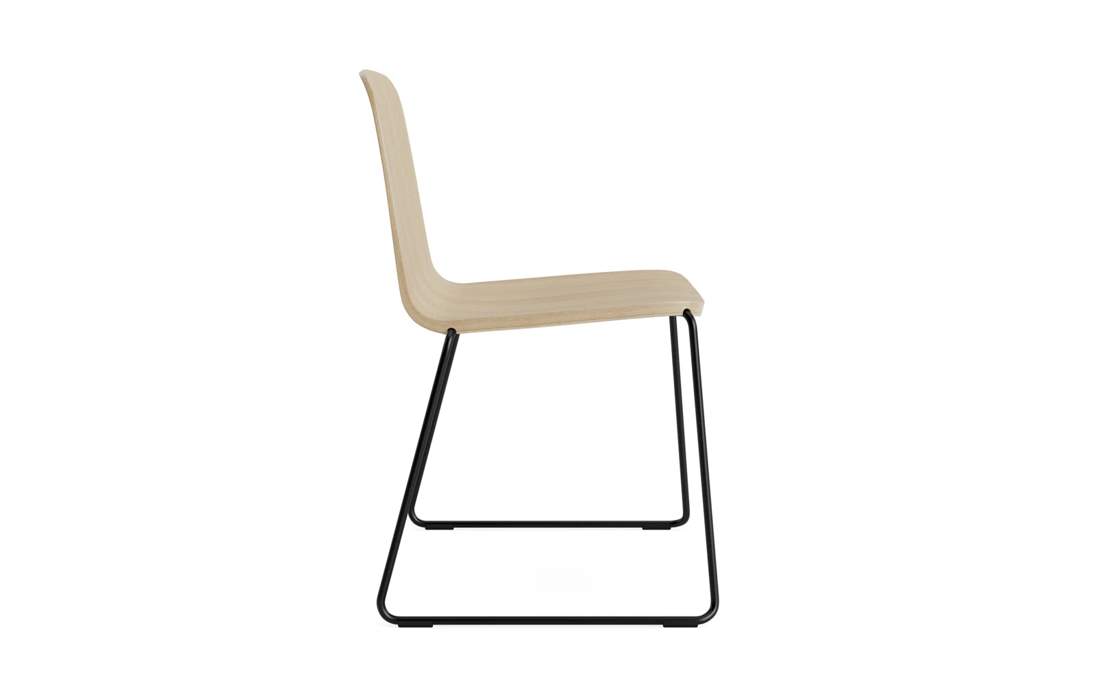 Moderner Just Stuhl von Normann Copenhagen, der mit klaren Linien und zeitloser Ästhetik begeistert, ideal für jedes Wohnambiente.